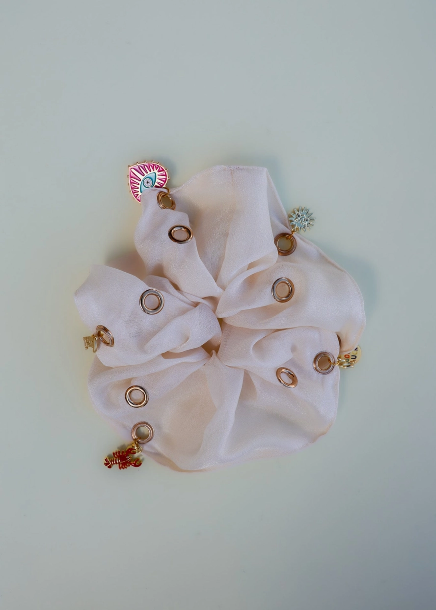 Grommet jumbo scrunchie