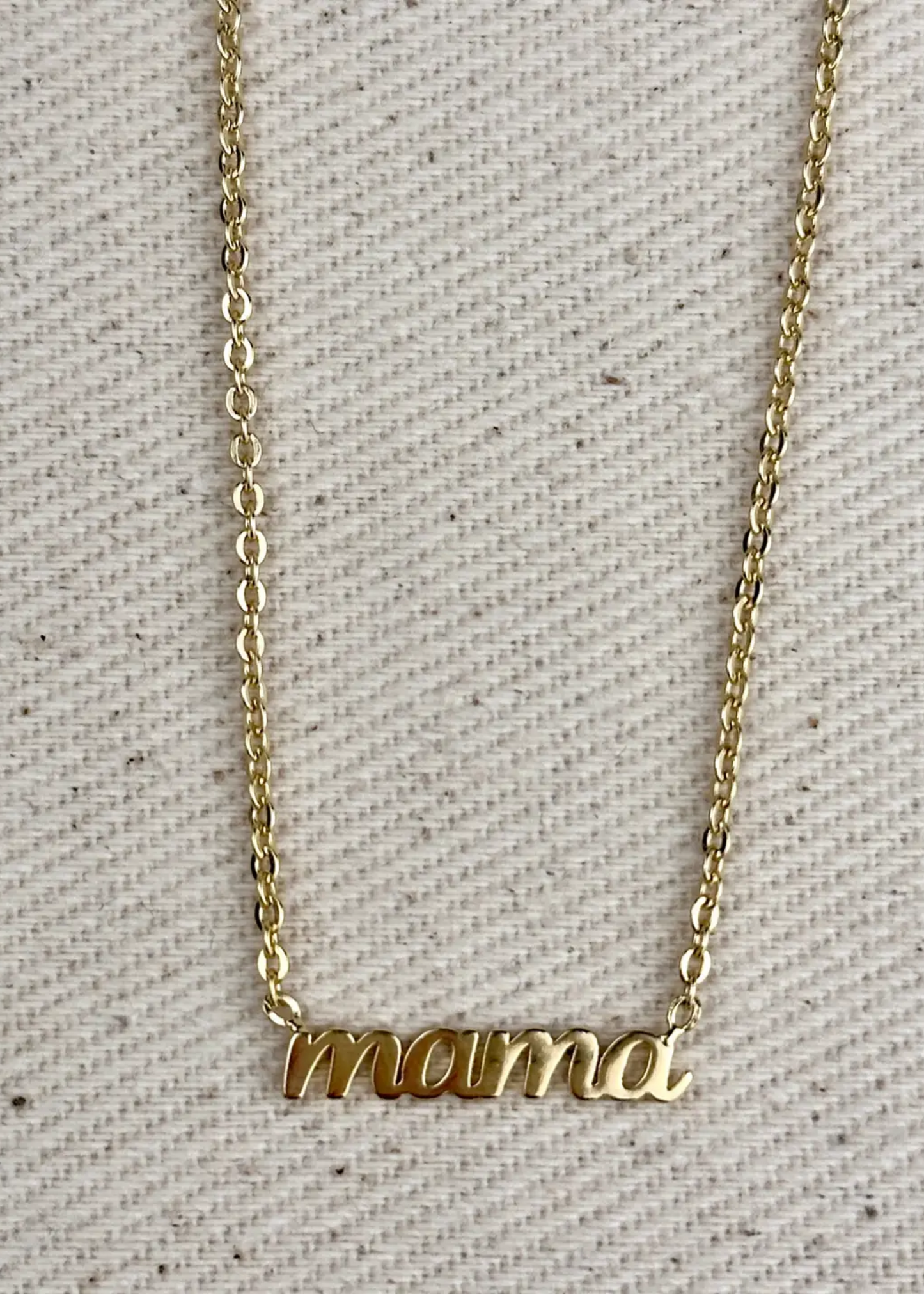 Mama necklace