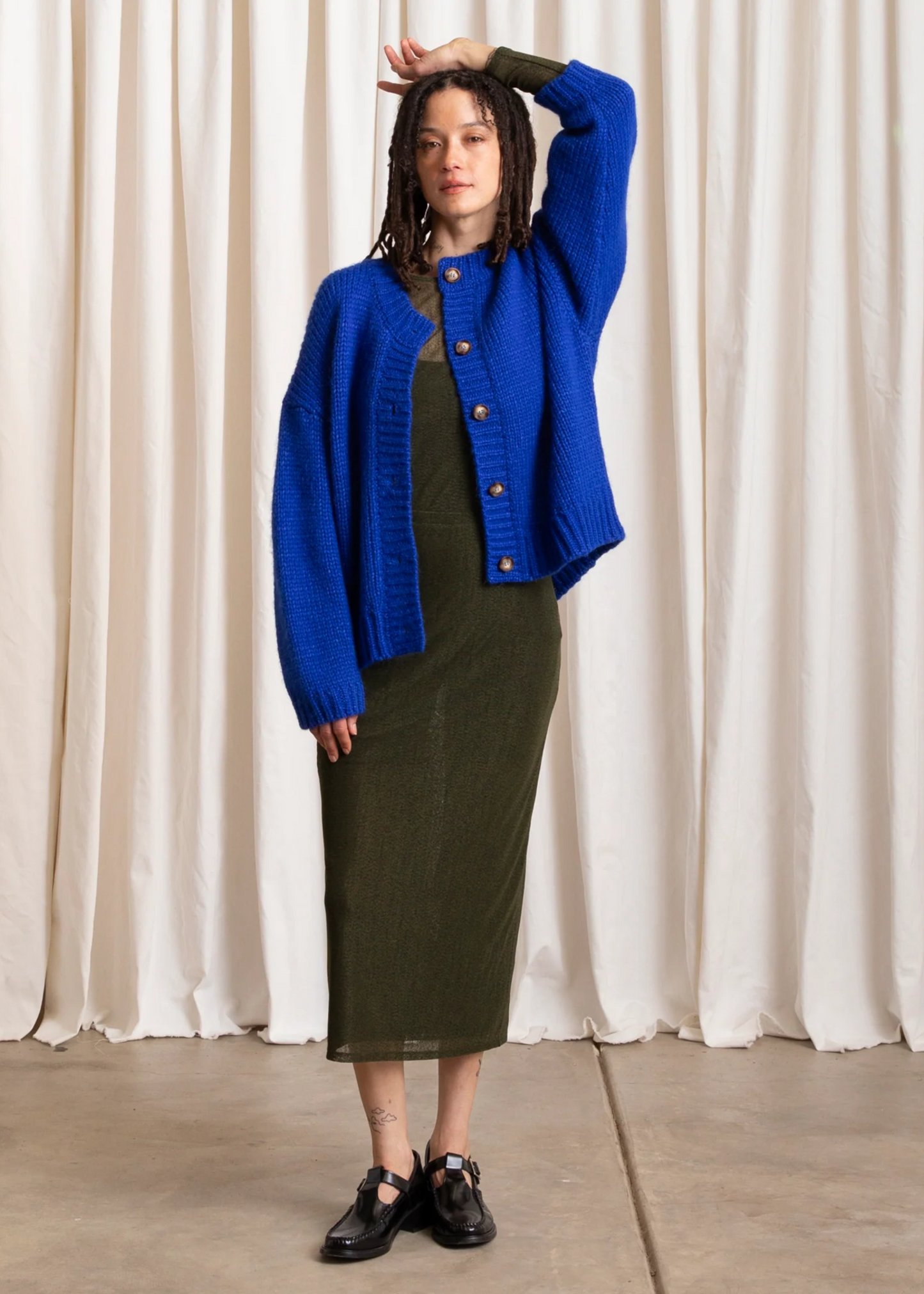 Merino crew neck cardigan, cobalt