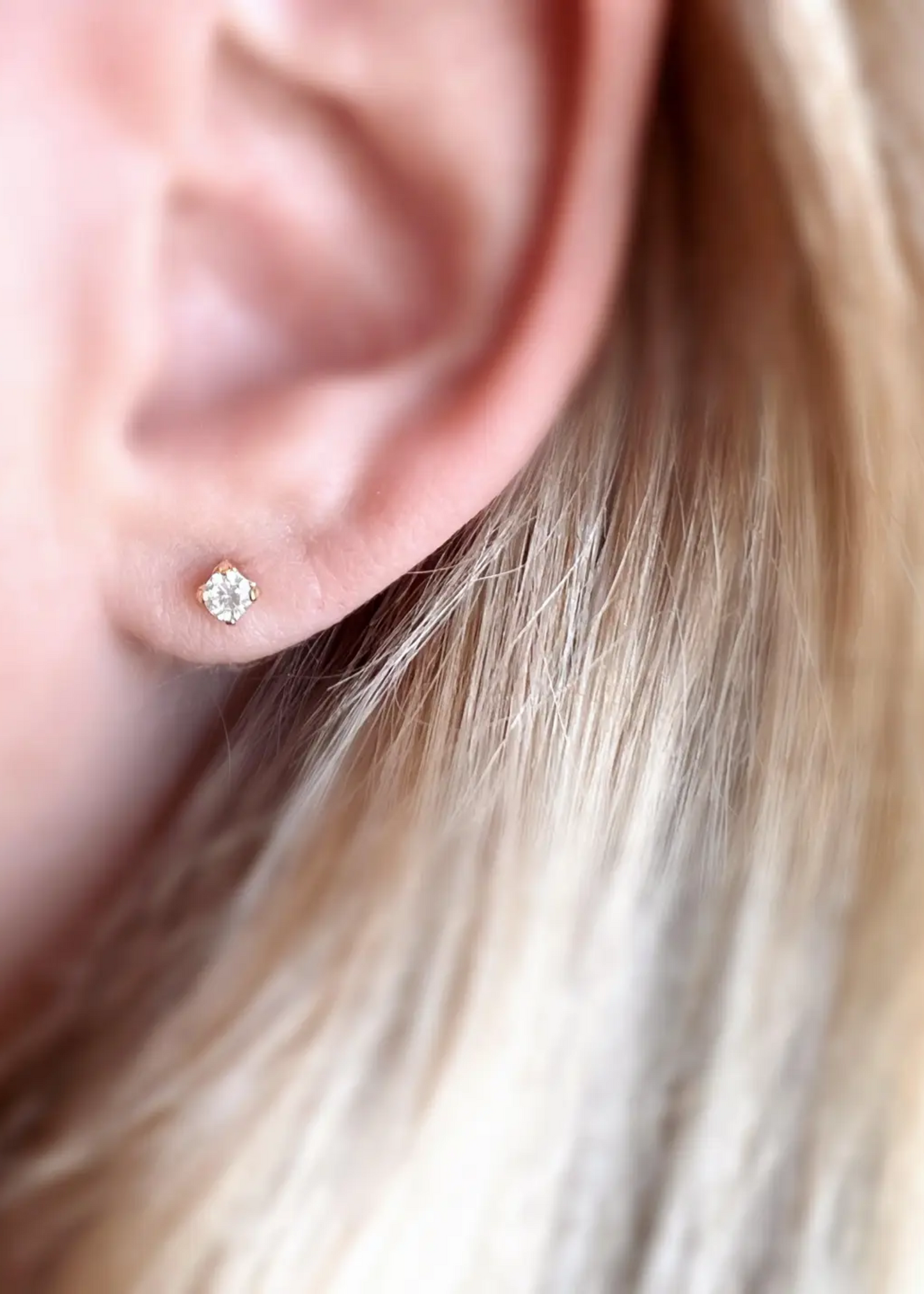 Ocean studs, 2mm