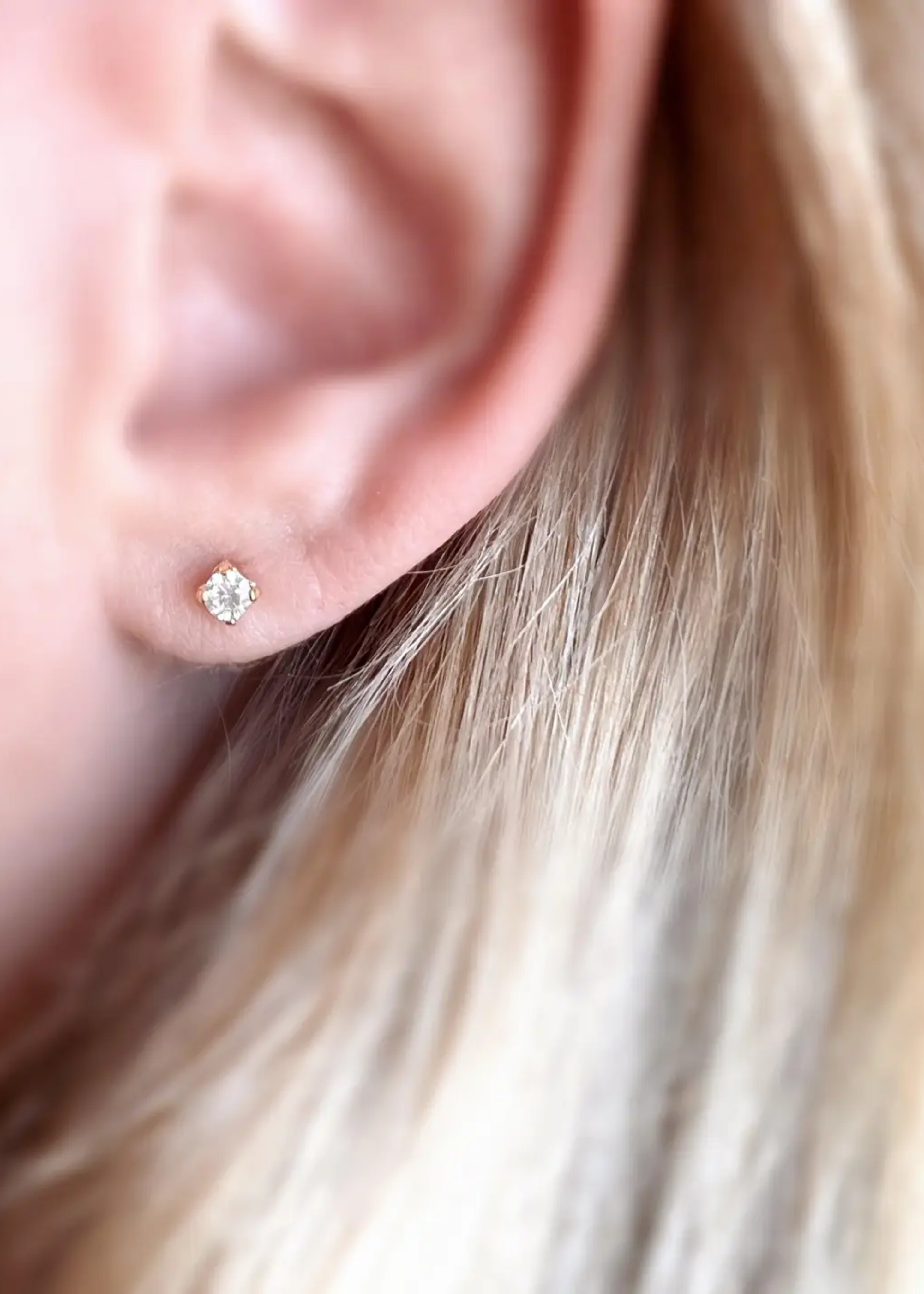 Ocean studs, 2mm