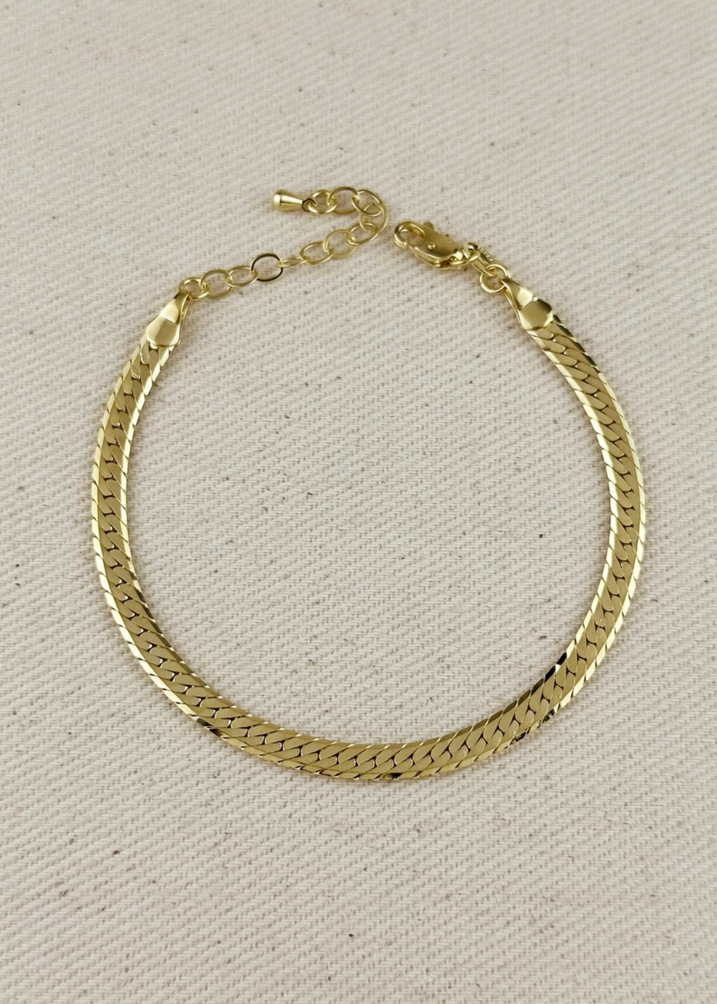 Diamond cut herringbone bracelet