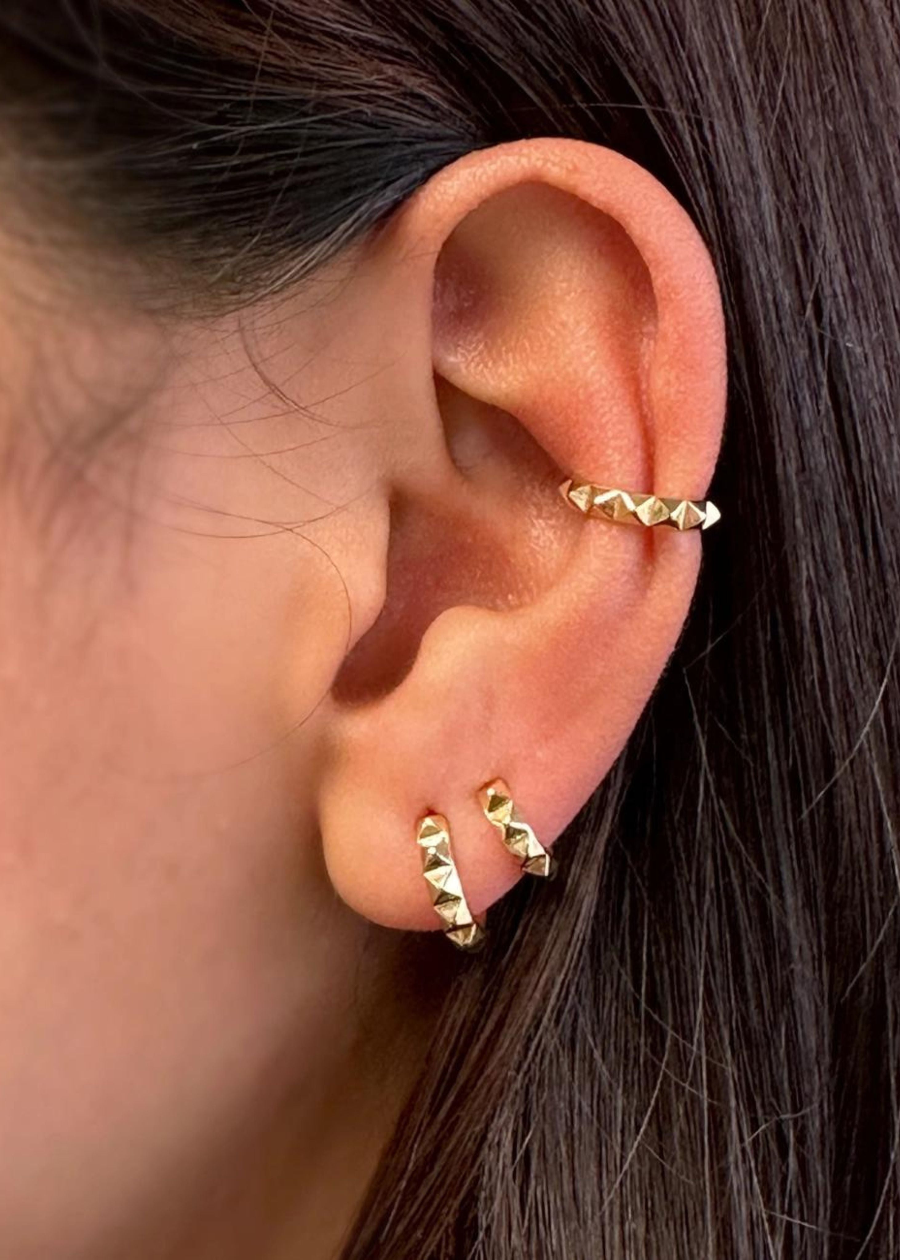Spiked ear cuff