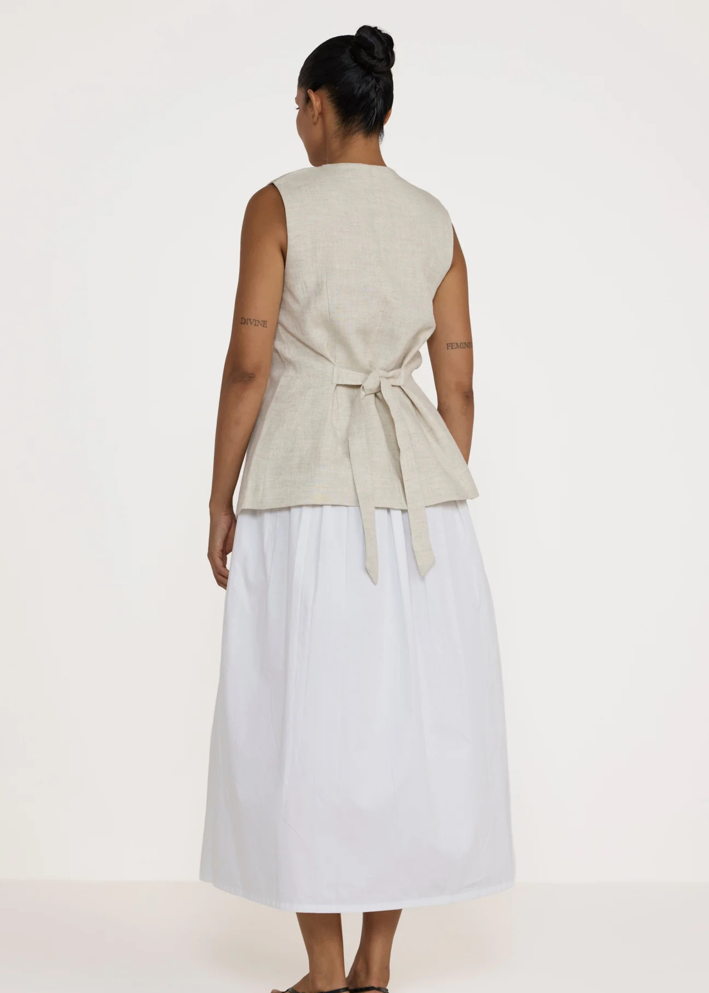 Longline vest, off-white