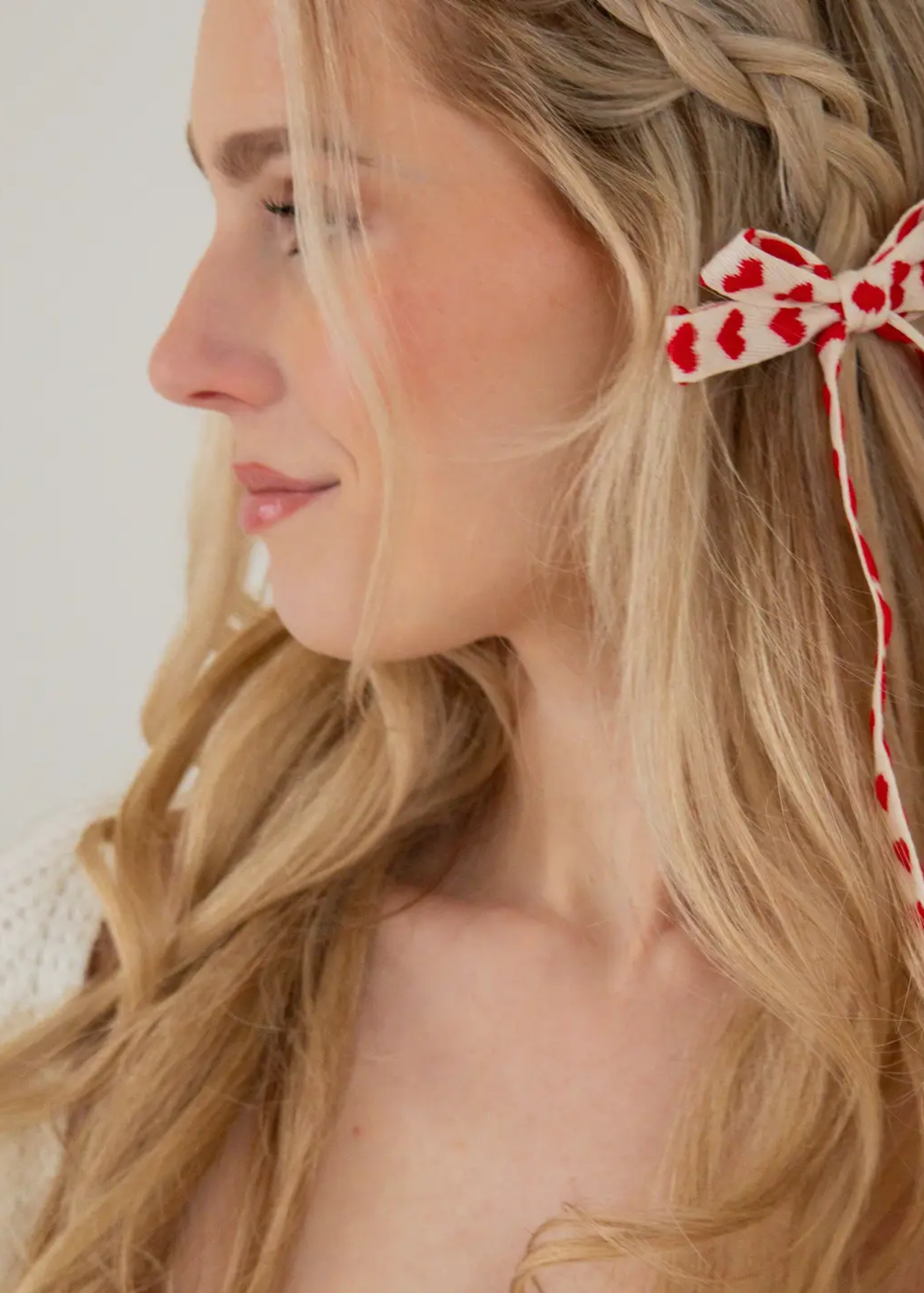 Knit heart bow barrette