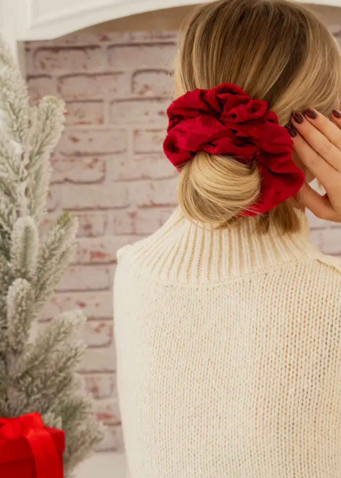 Cranberry textured jumbo scrunchie
