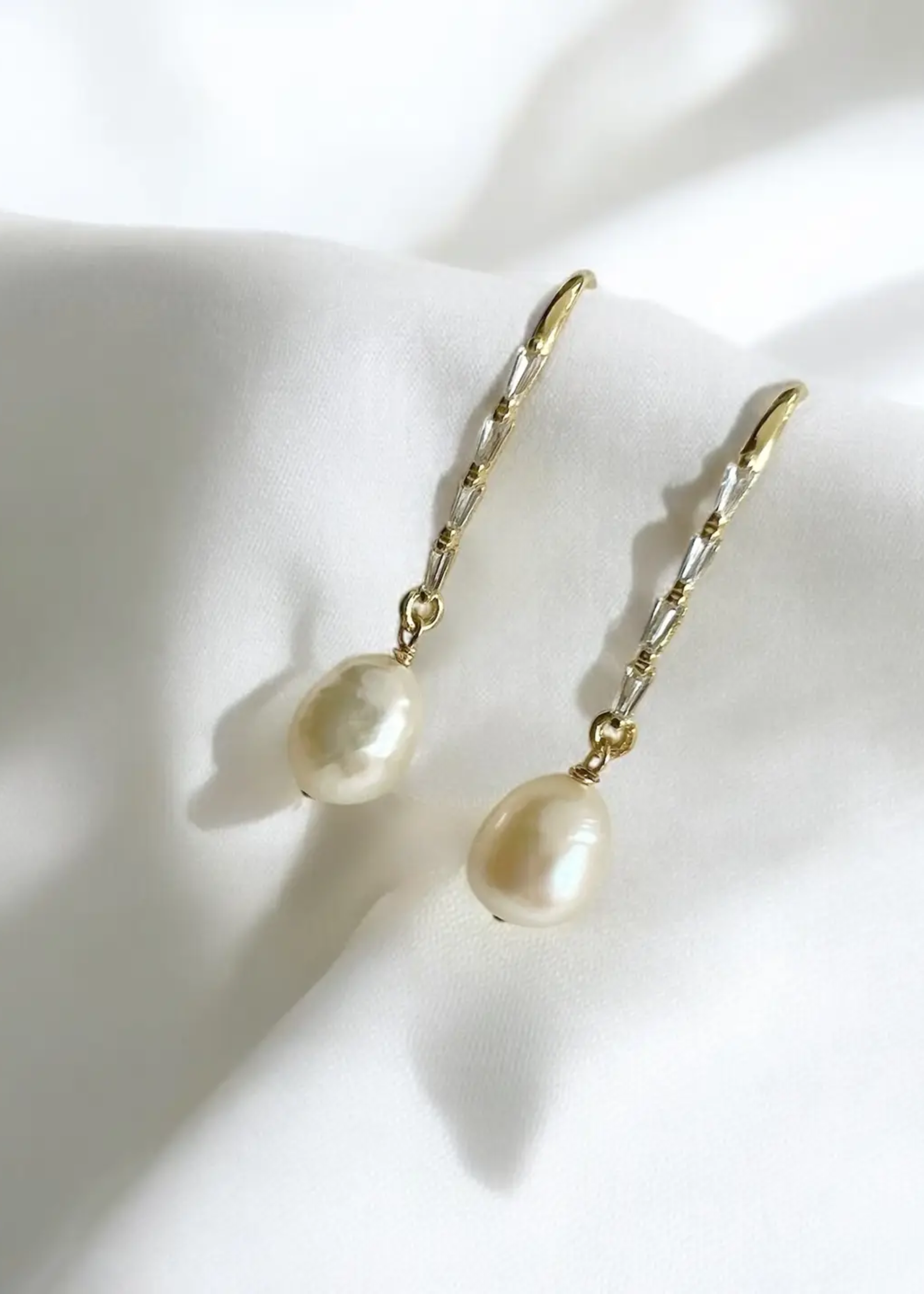 Save the date dangle earrings