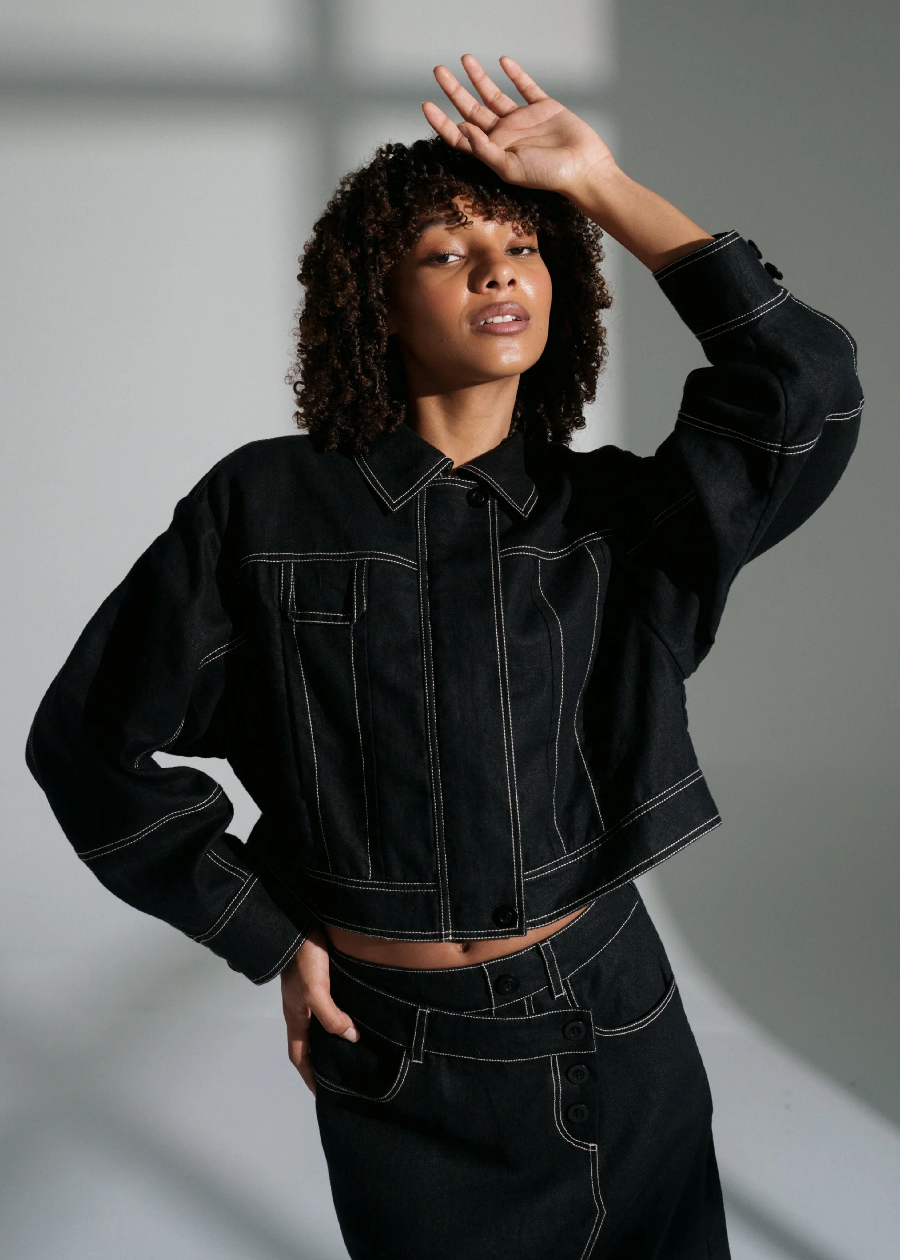 Wes linen jacket, black