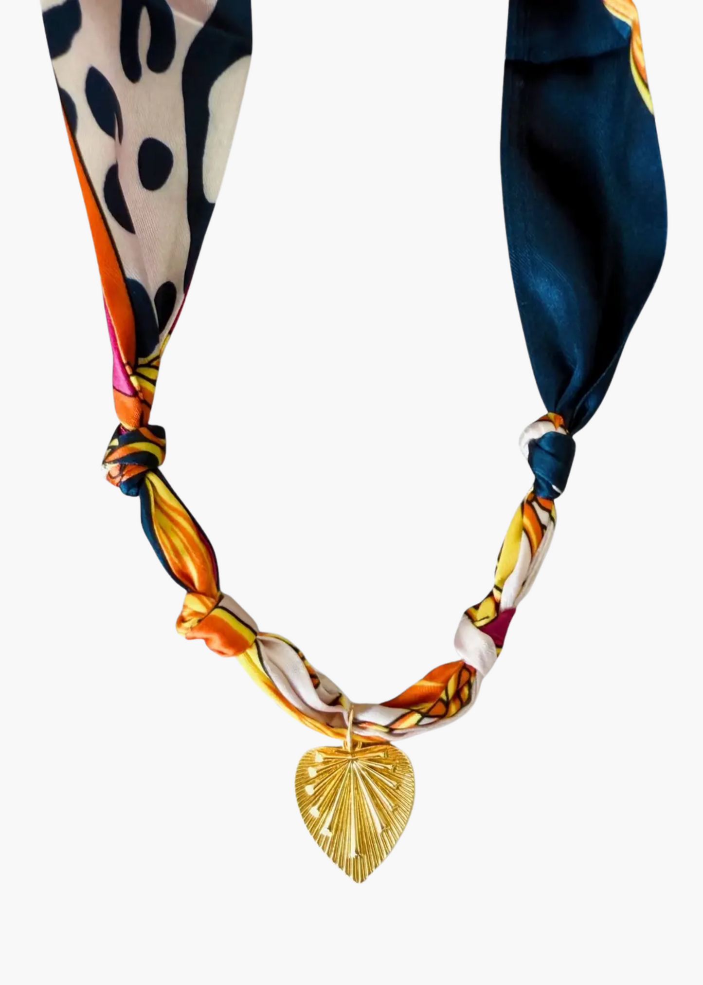 Rome knotted scarf heart charm necklace