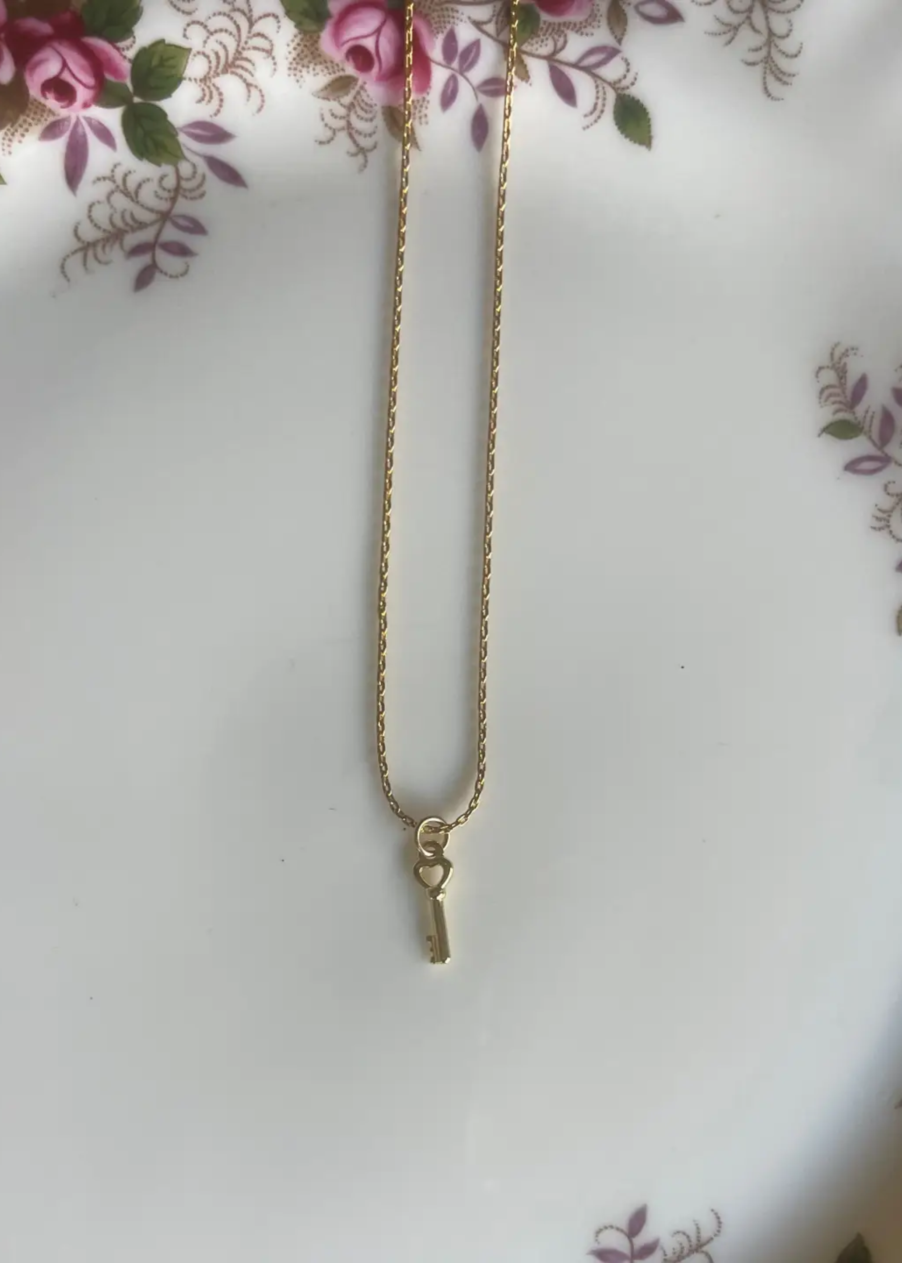 Key to my heart necklace
