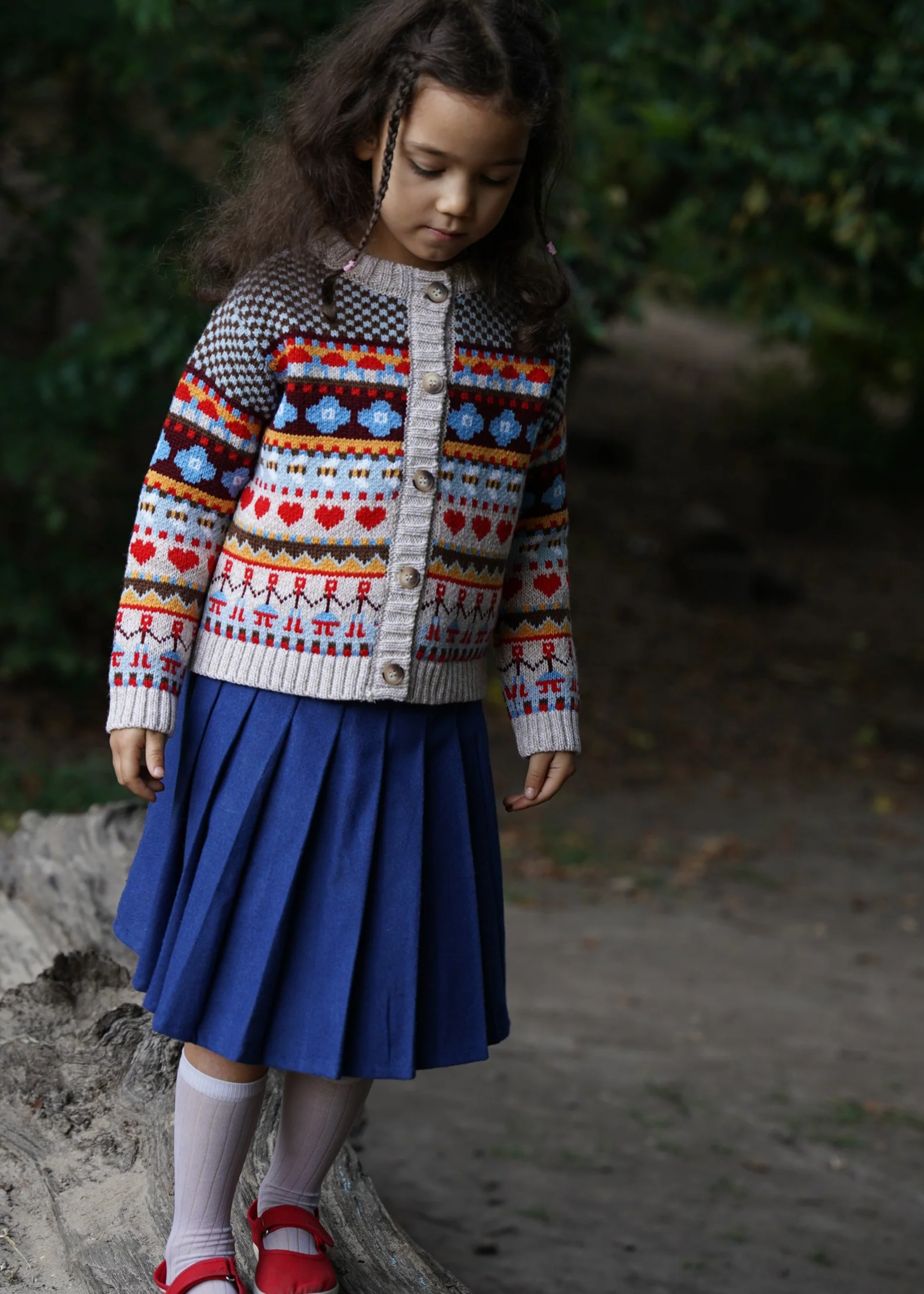 Kids bee garden cardigan