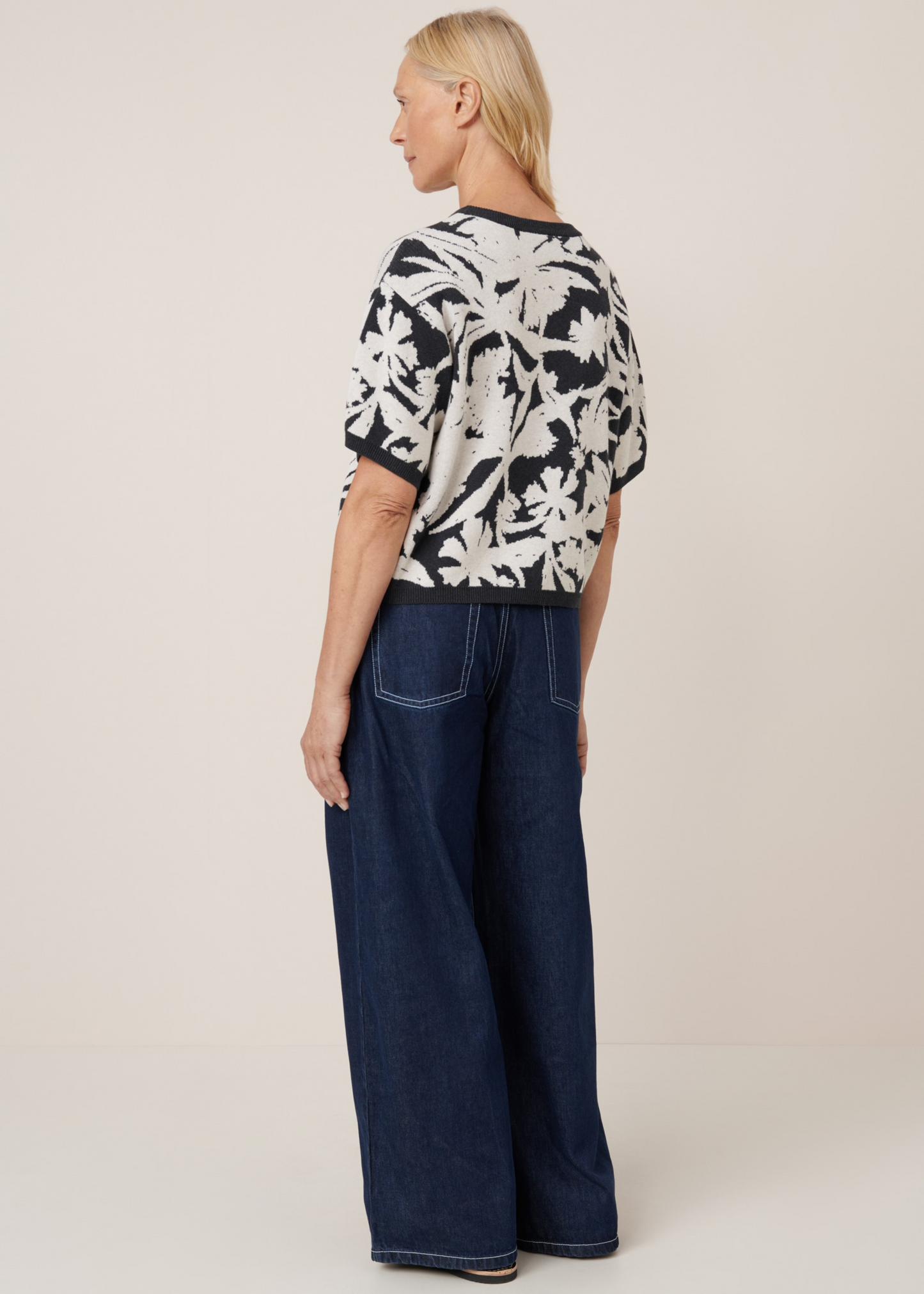 Etched top, etched jacquard