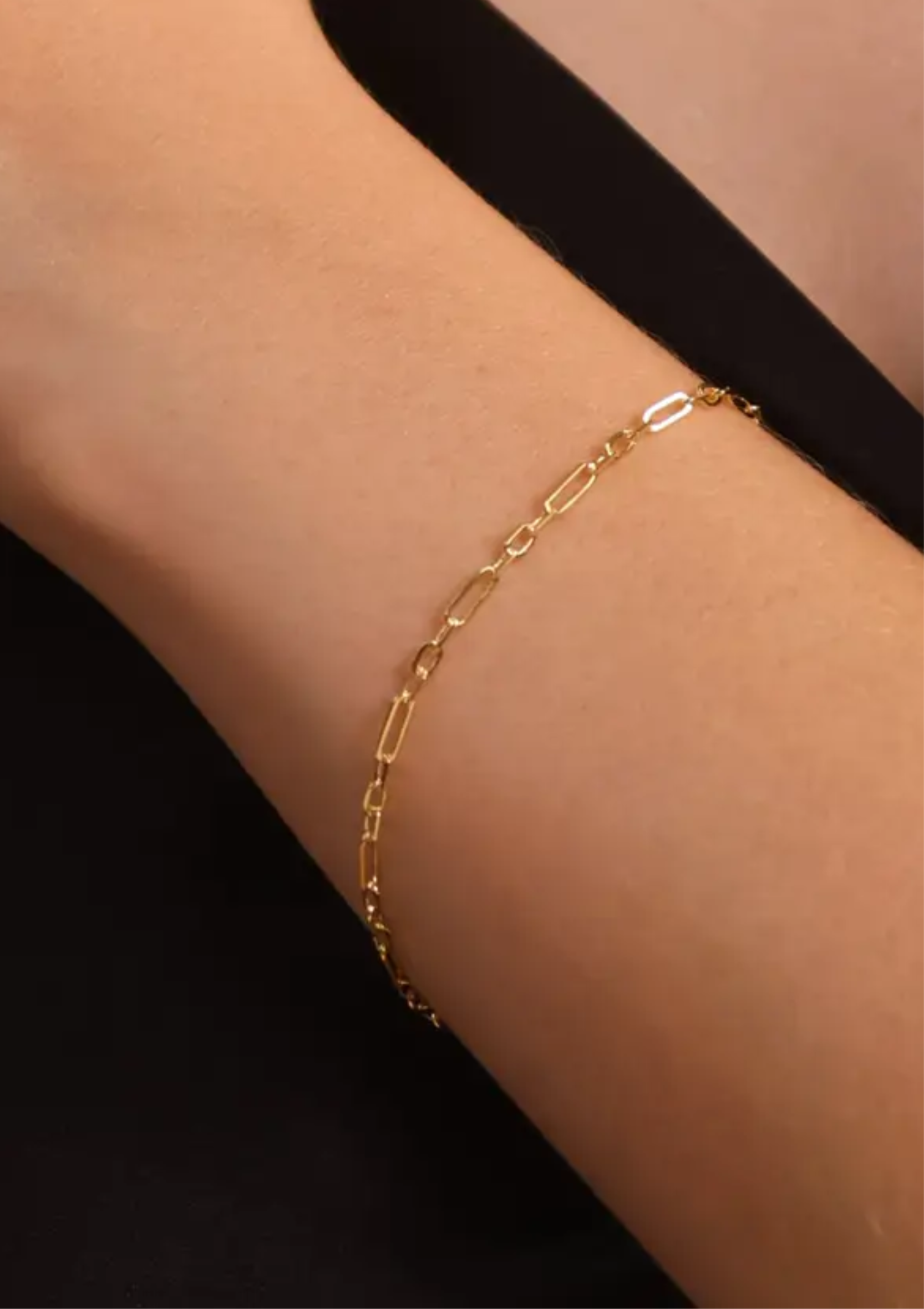 Alternated paperclip bracelet
