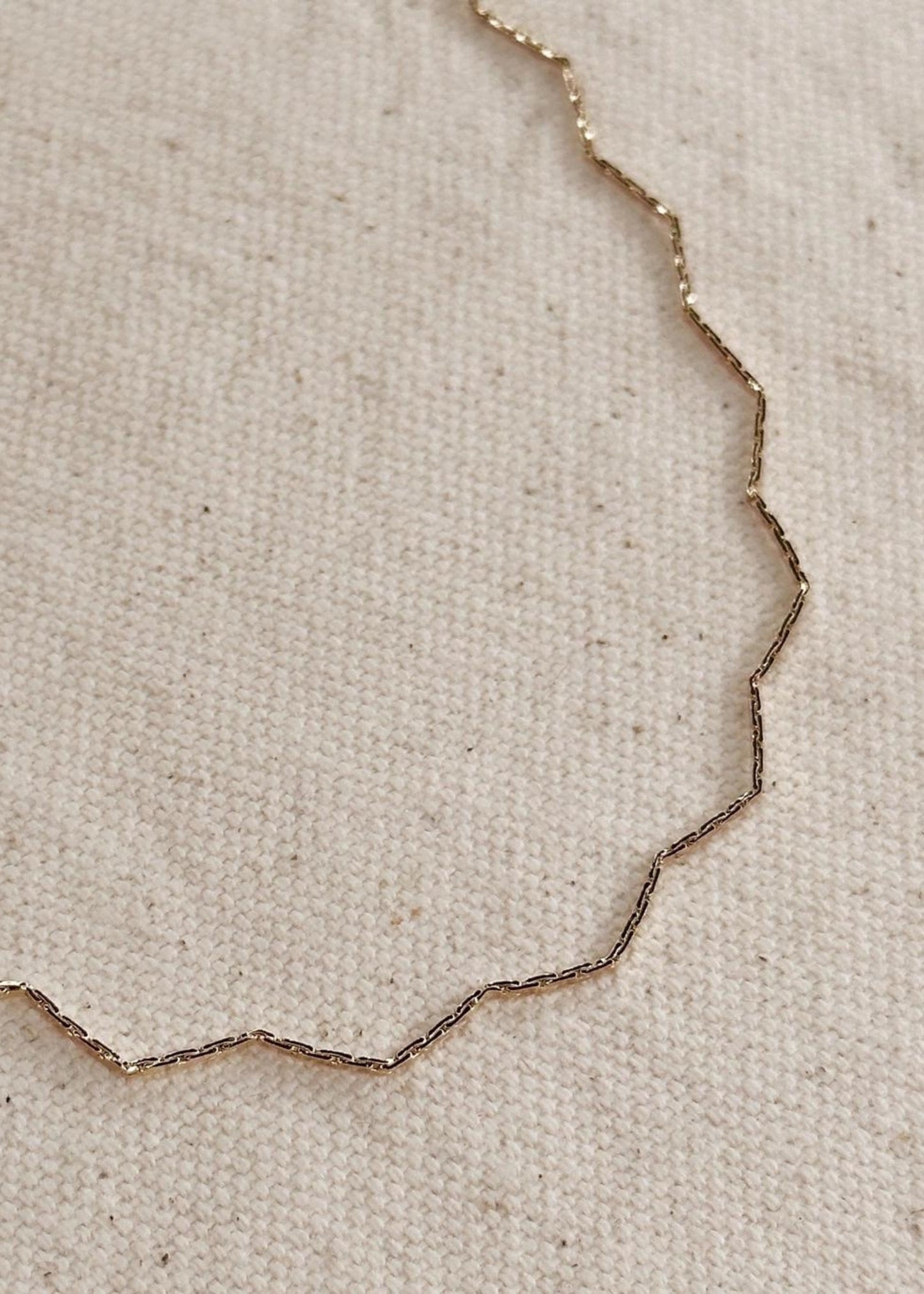 Zig zag choker
