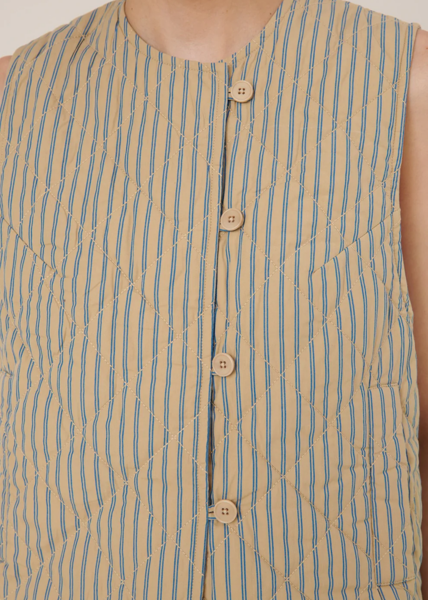 Axis vest, double pinstripe