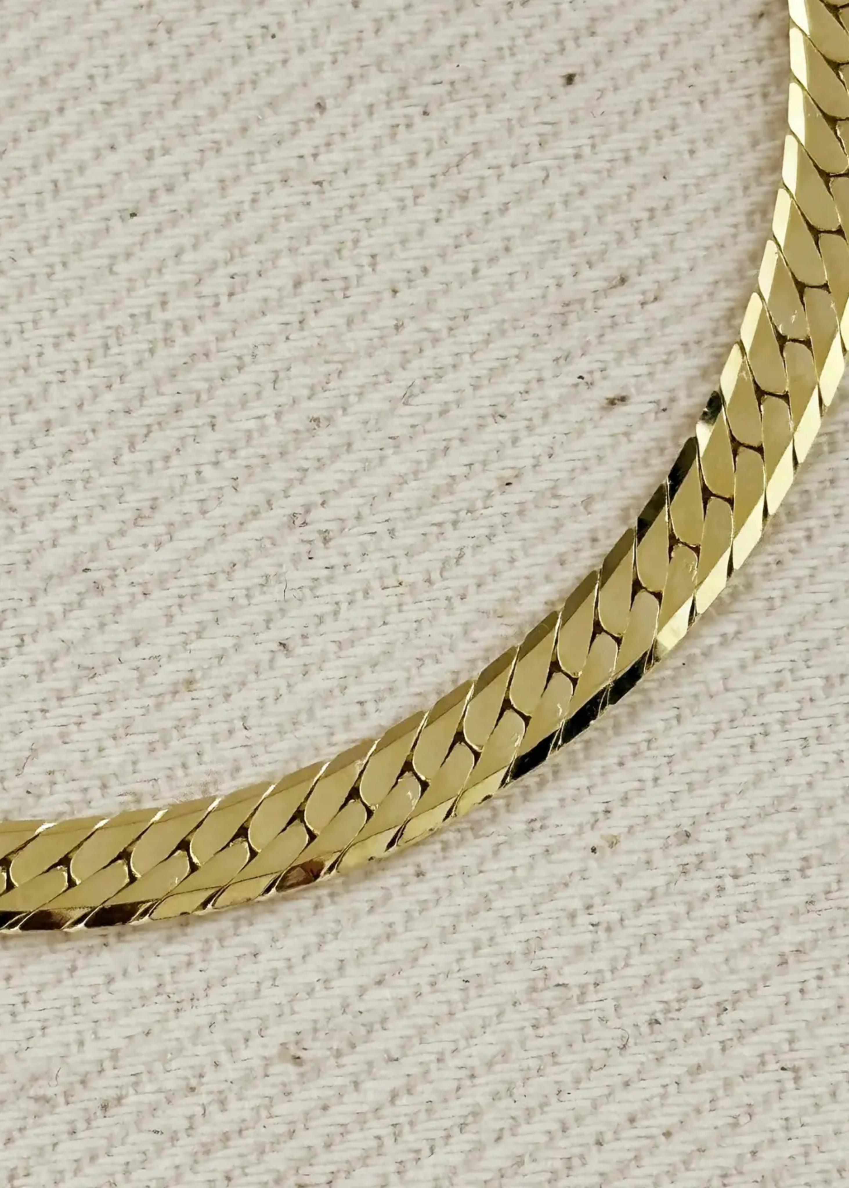 Diamond cut herringbone bracelet