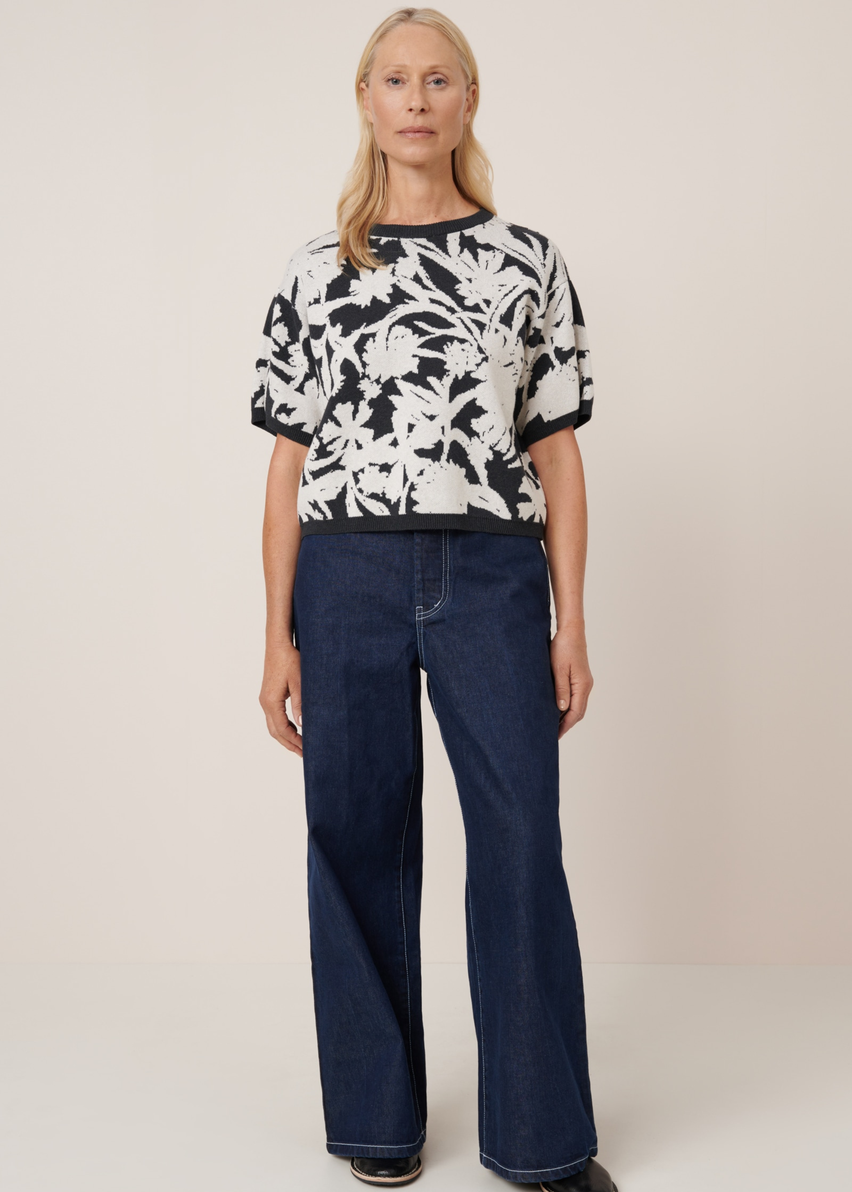 Etched top, etched jacquard