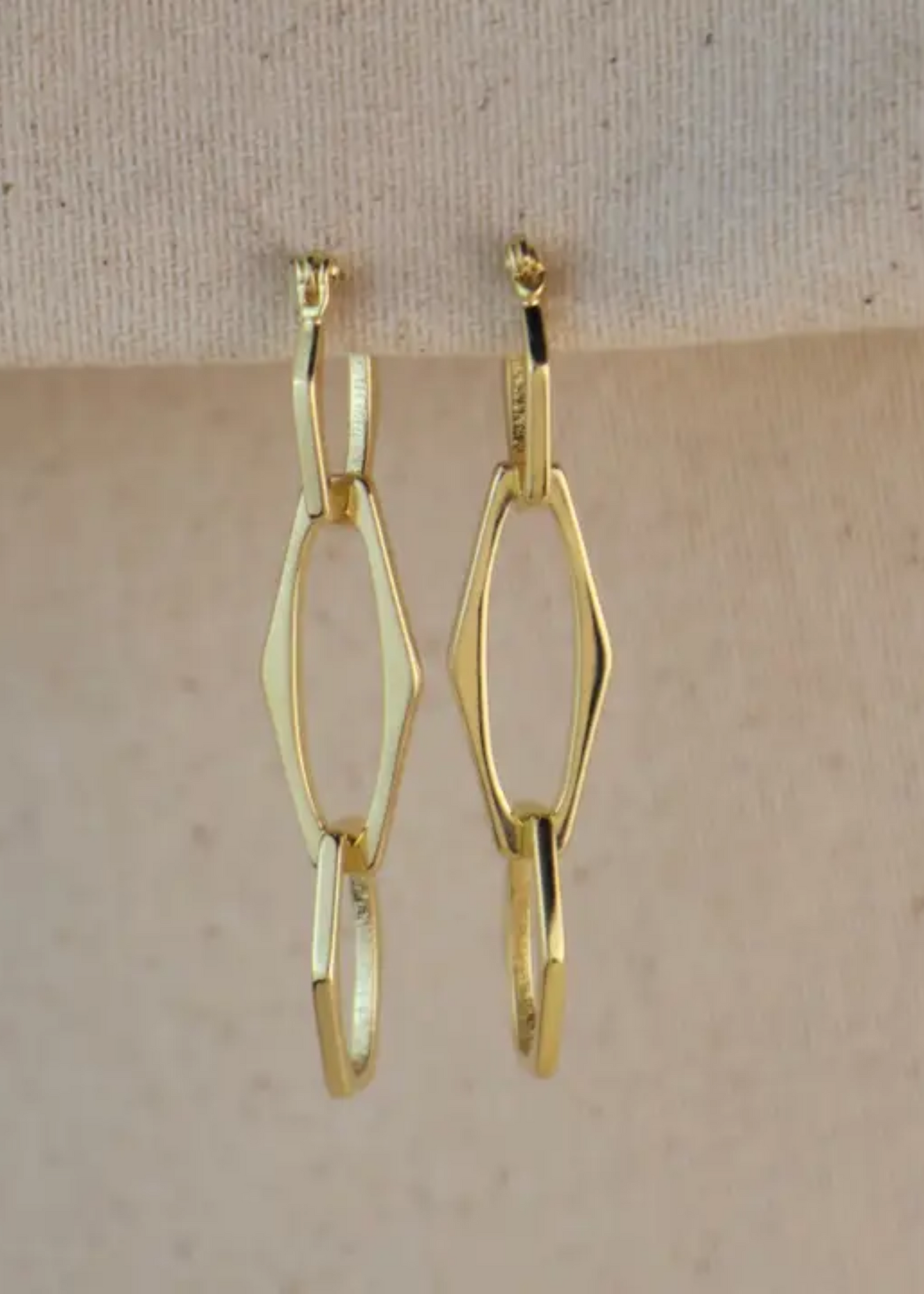 Geometric dangle earrings
