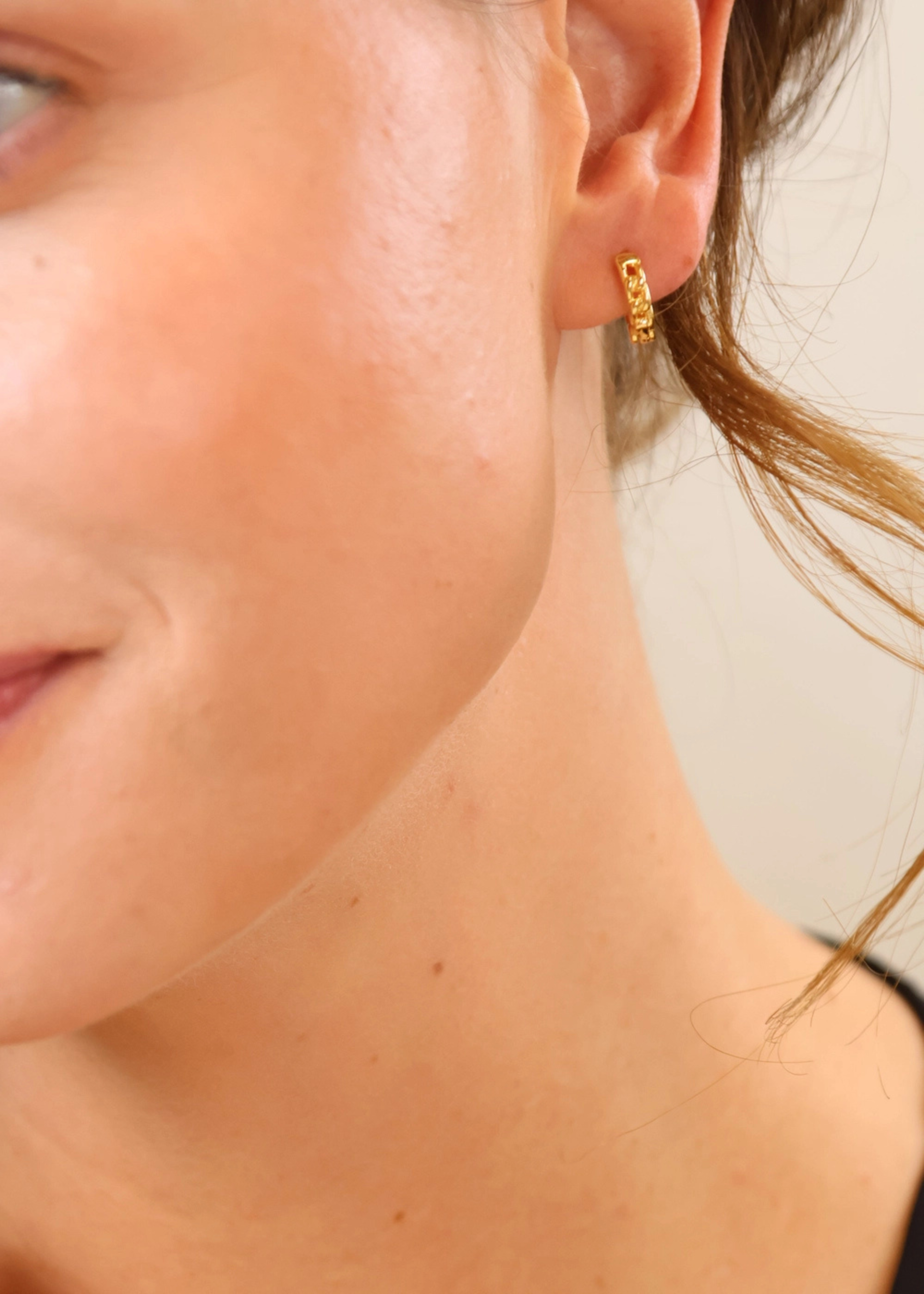 Cuban chain clicker hoop earrings