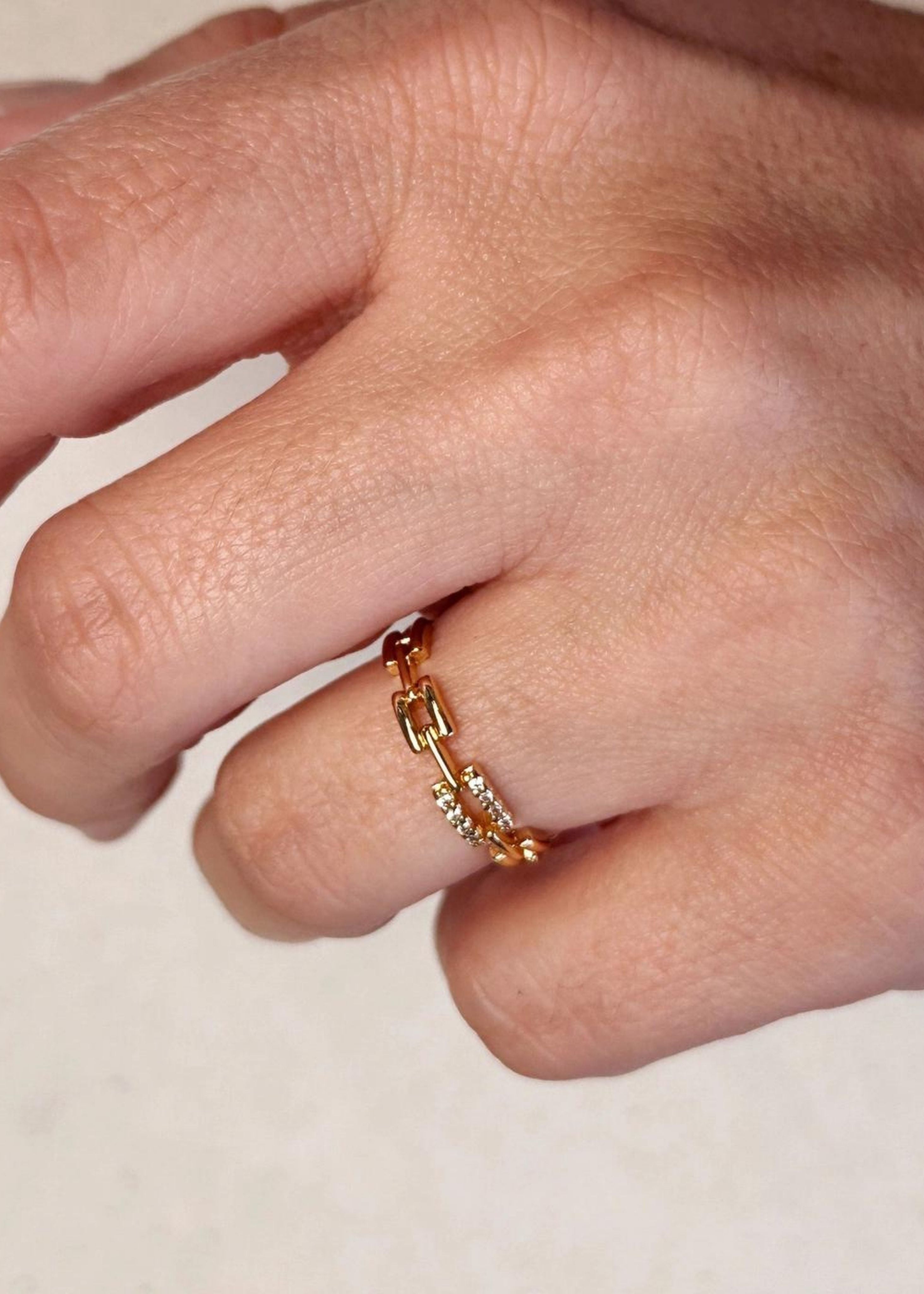 Amelie ring