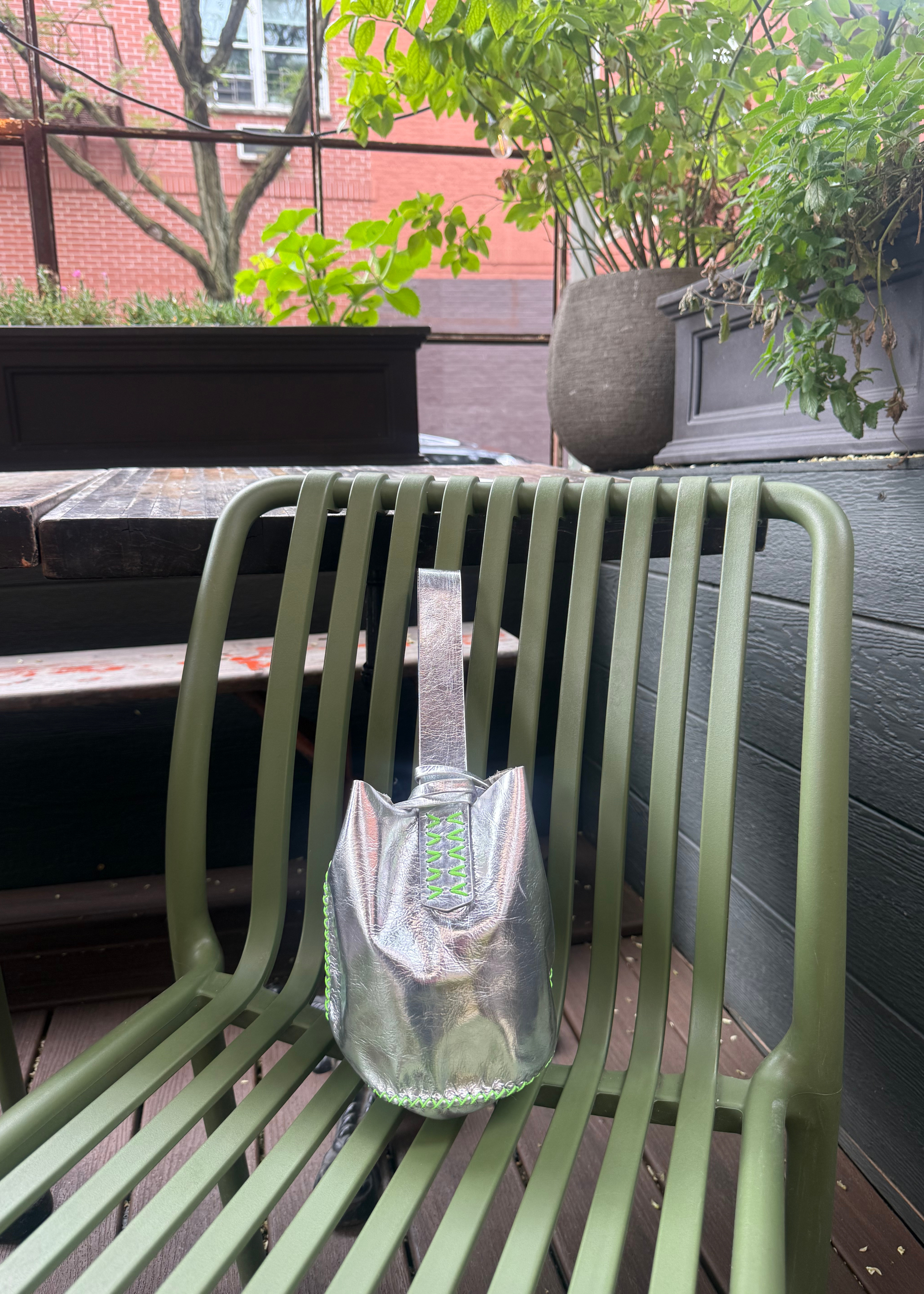 Navigli bag, metallic silver