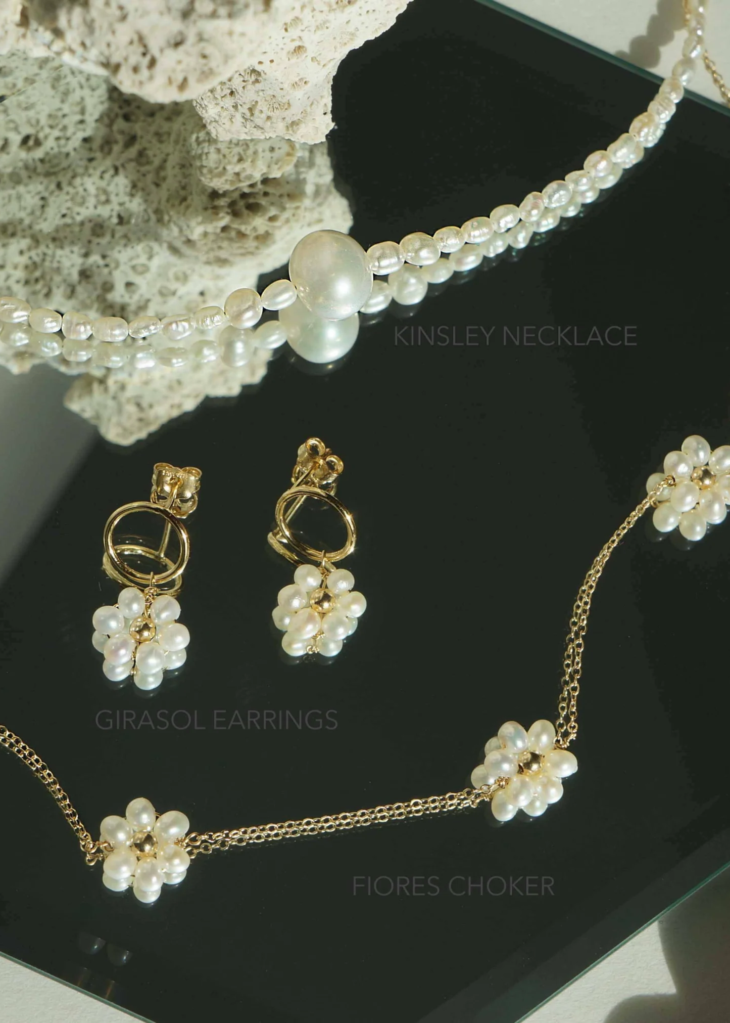 Fiores choker necklace