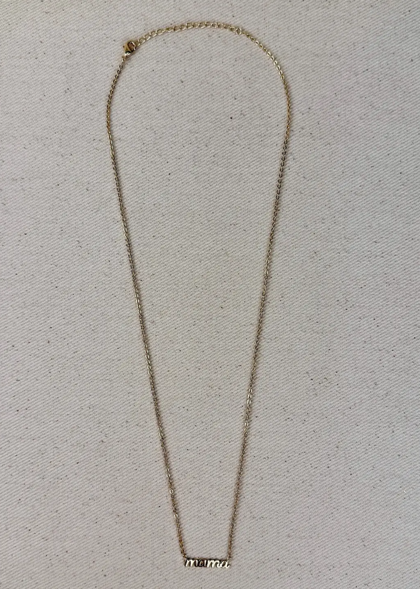 Mama necklace