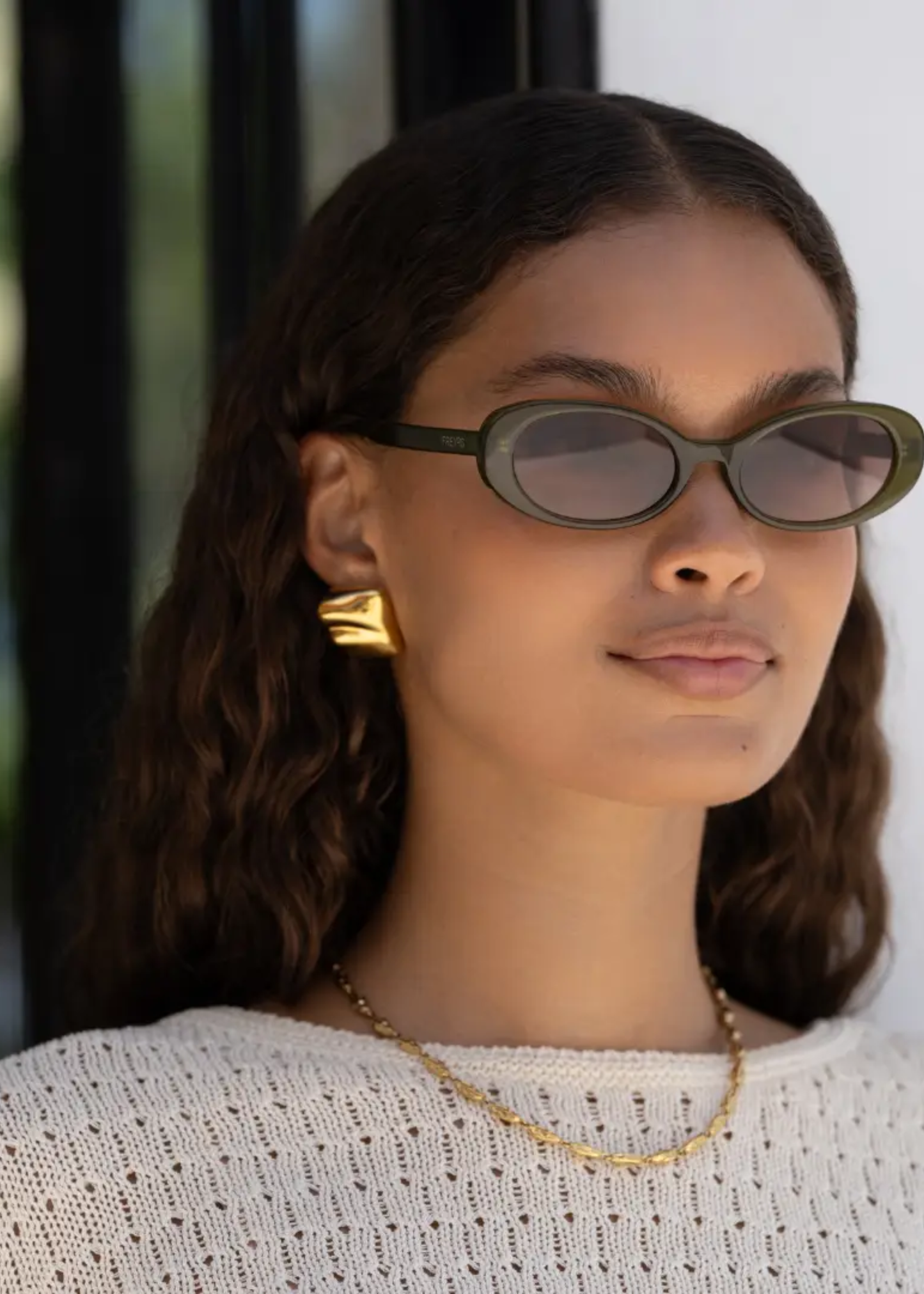 Mimi oval sunglasses, olive