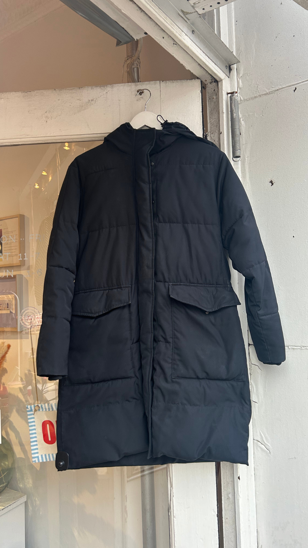 Everlane black puffer