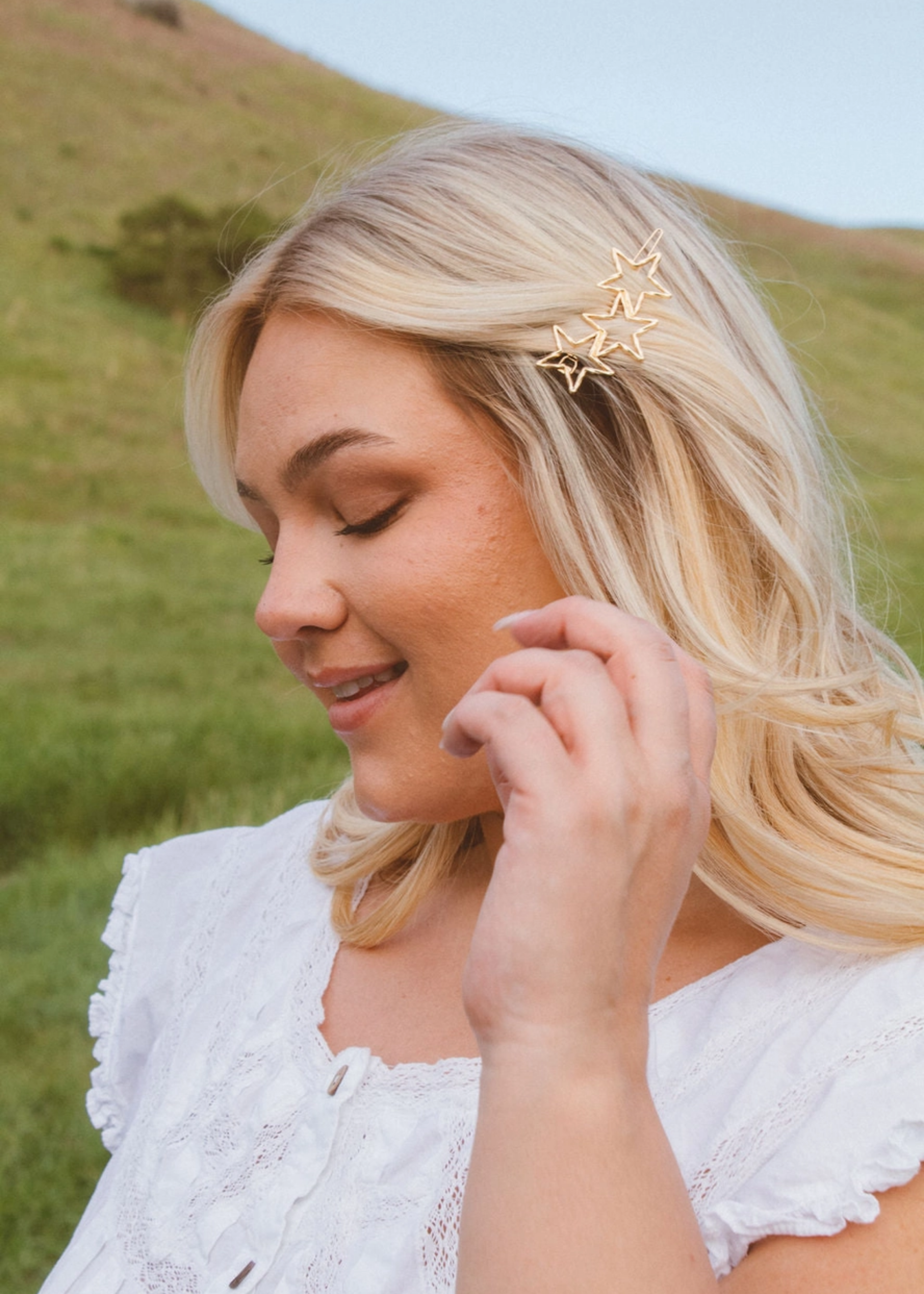 Star trio clip, gold