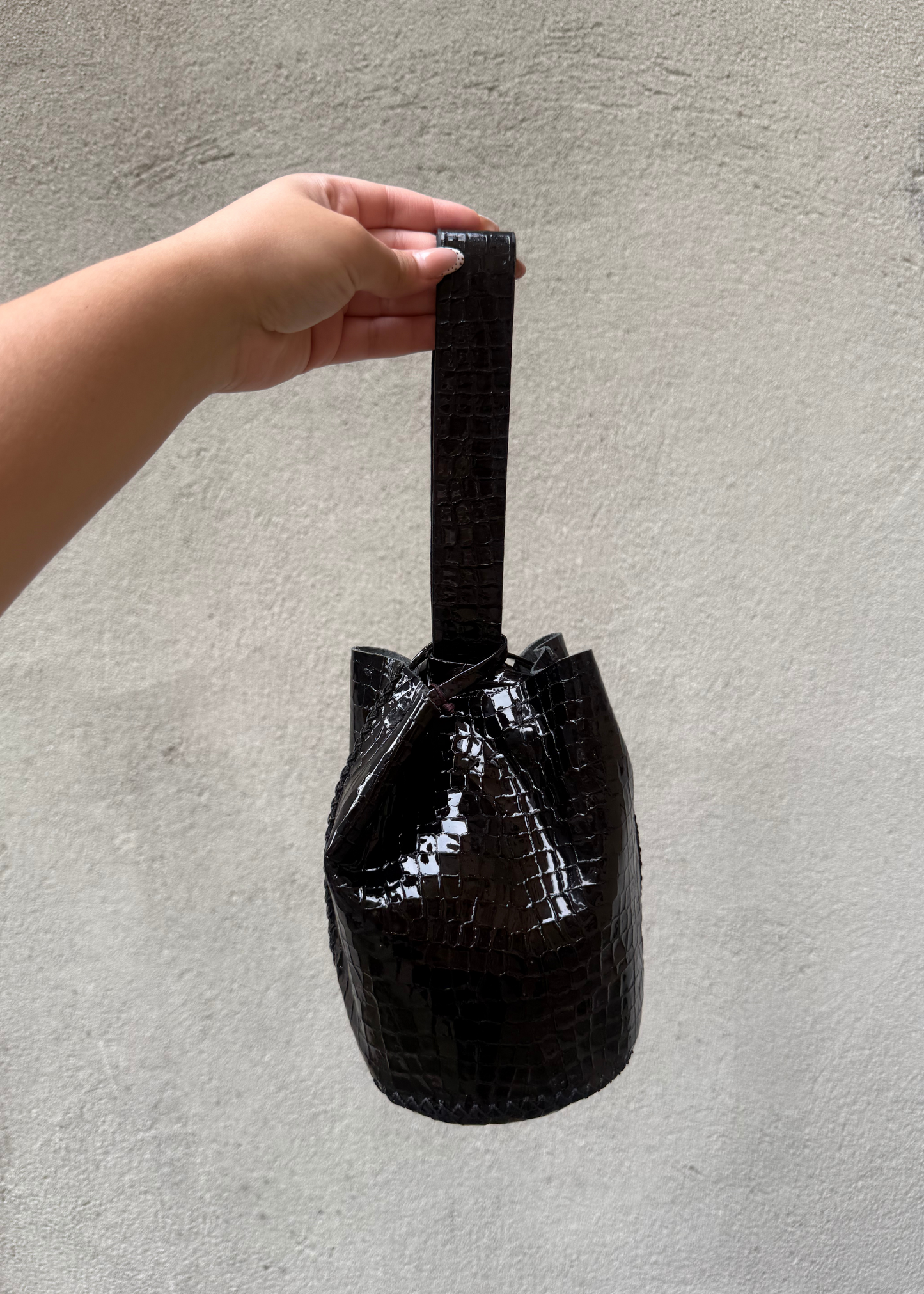 Navigli bag, black scaled