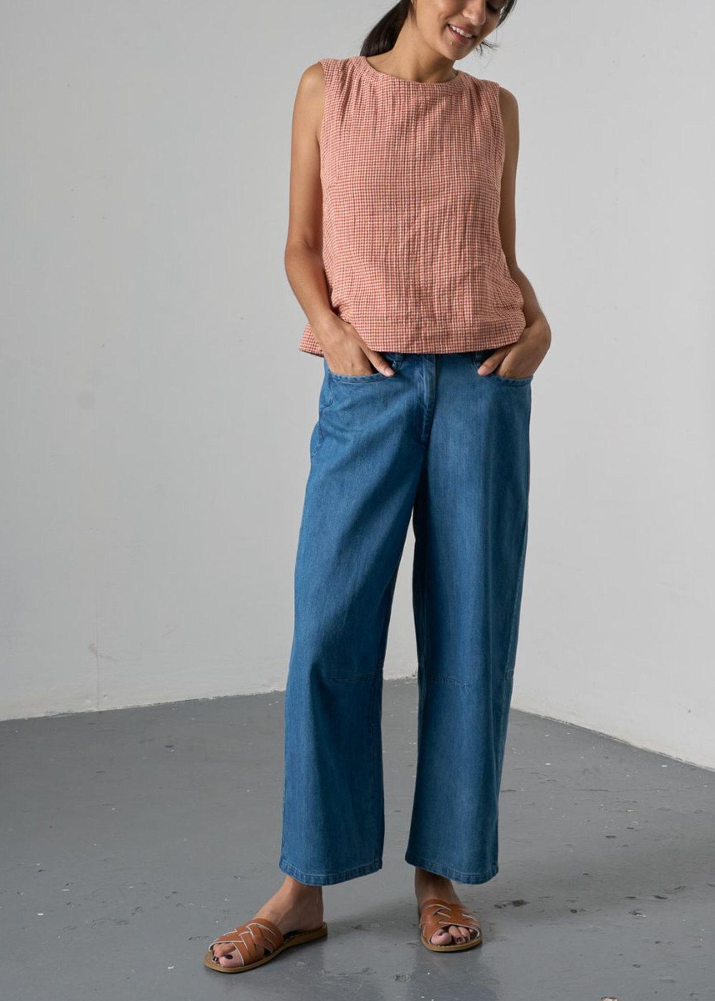 Alicia barrel leg trousers
