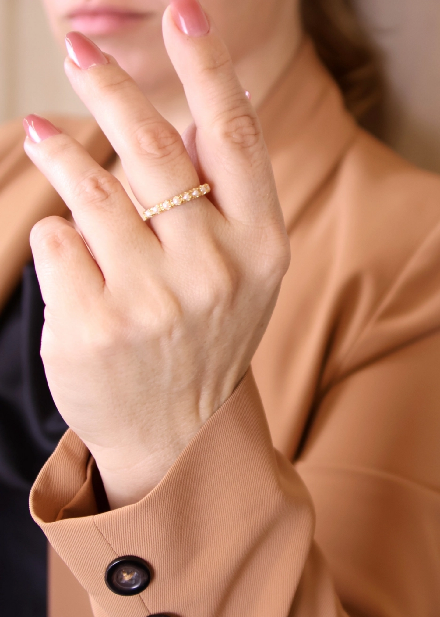 Pearl band ring