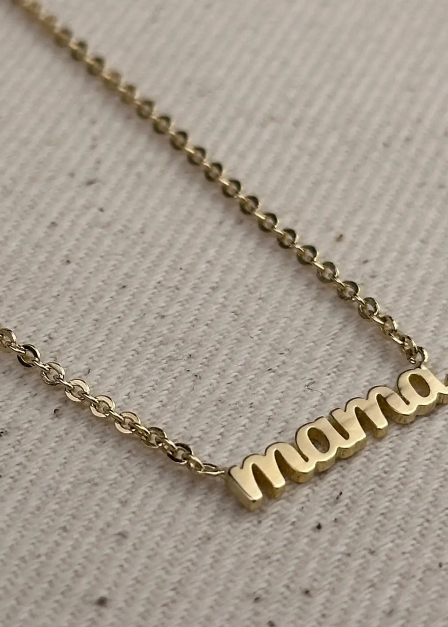 Mama necklace