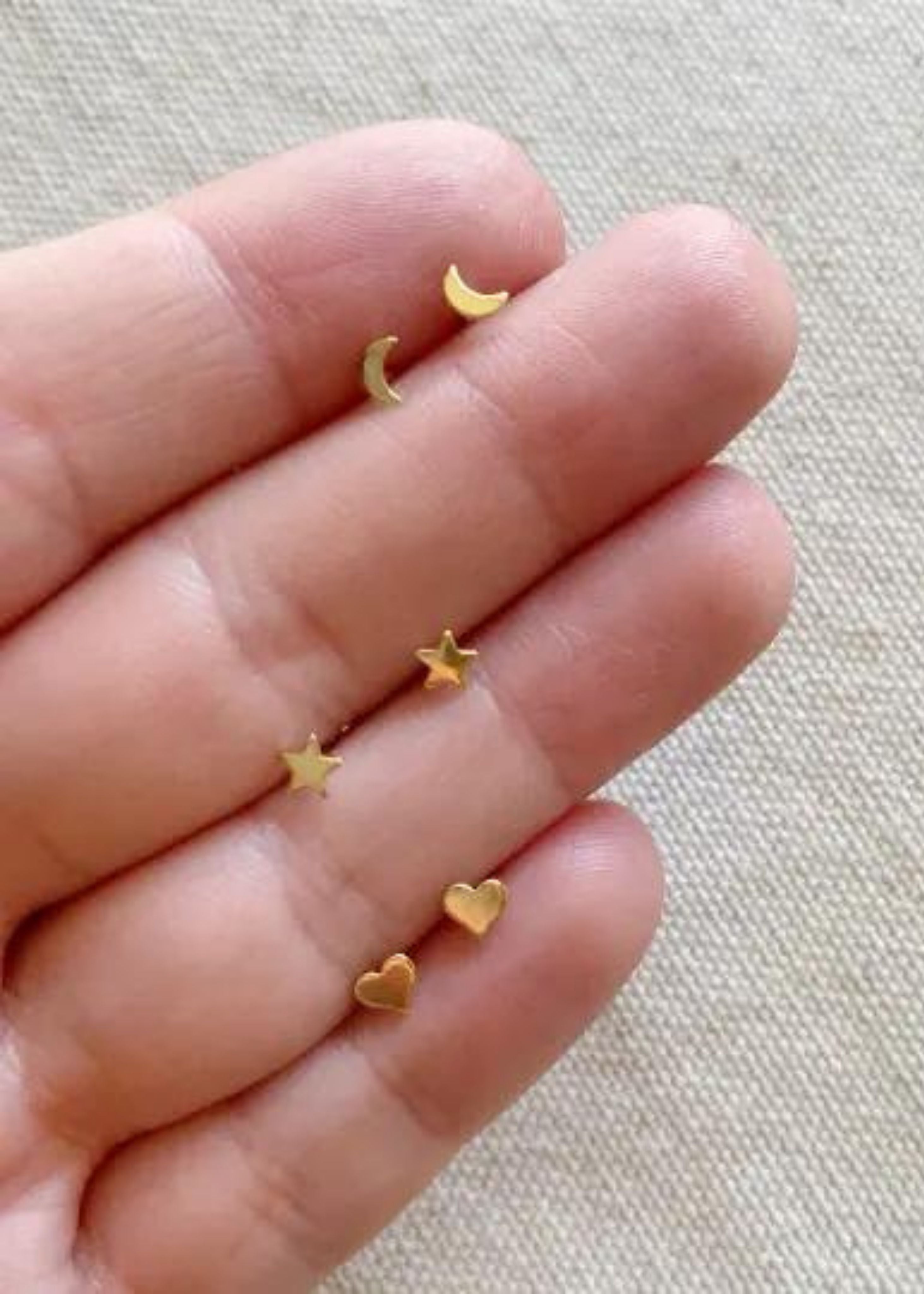 Heart studs