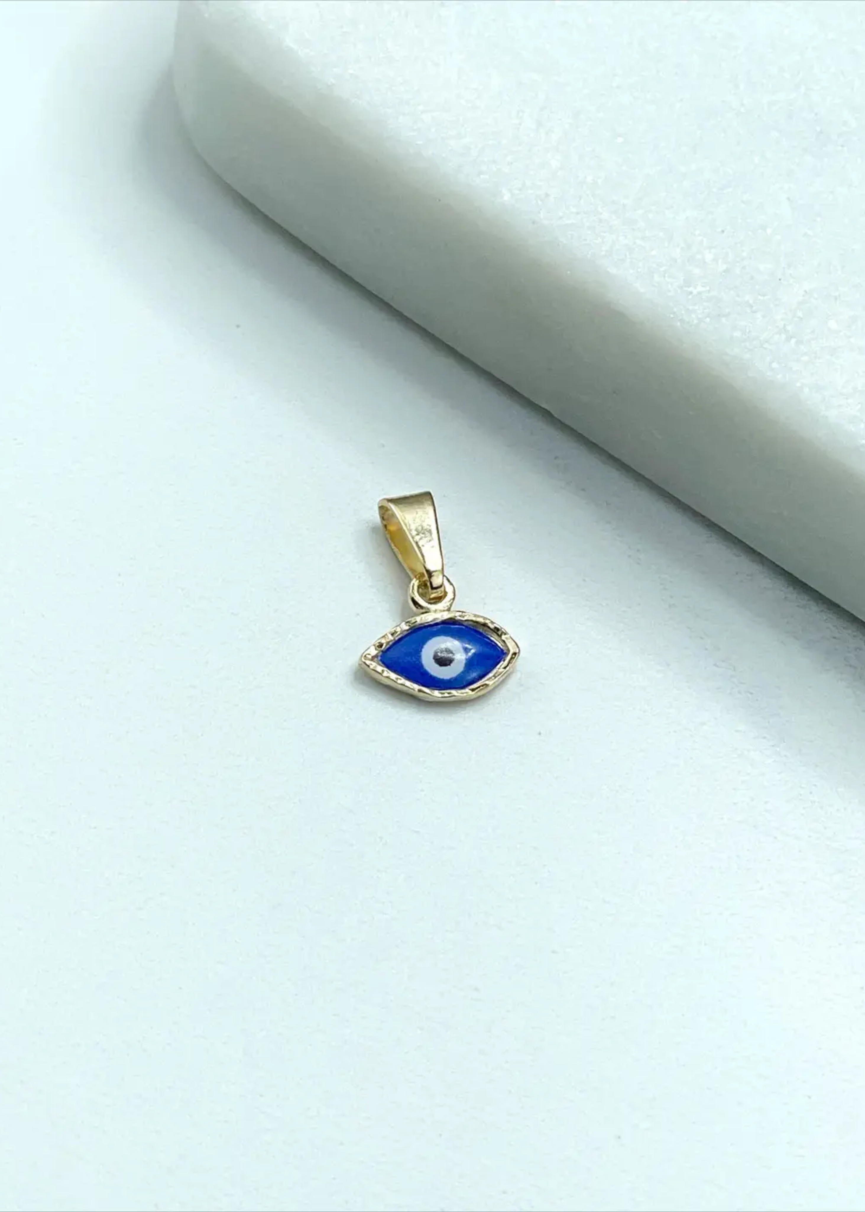 Evil eye shape charm pendant