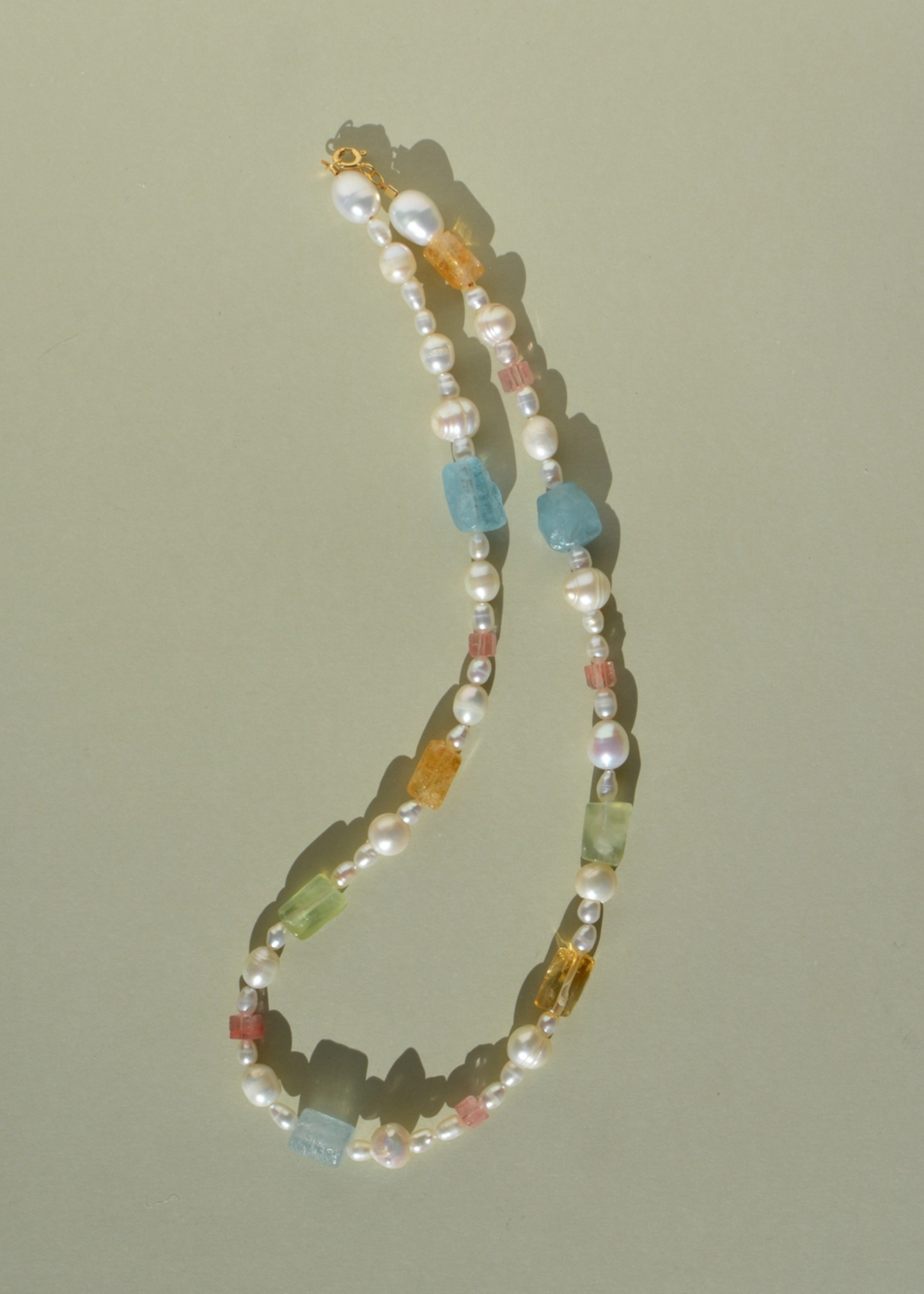 Raw stone pearl necklace
