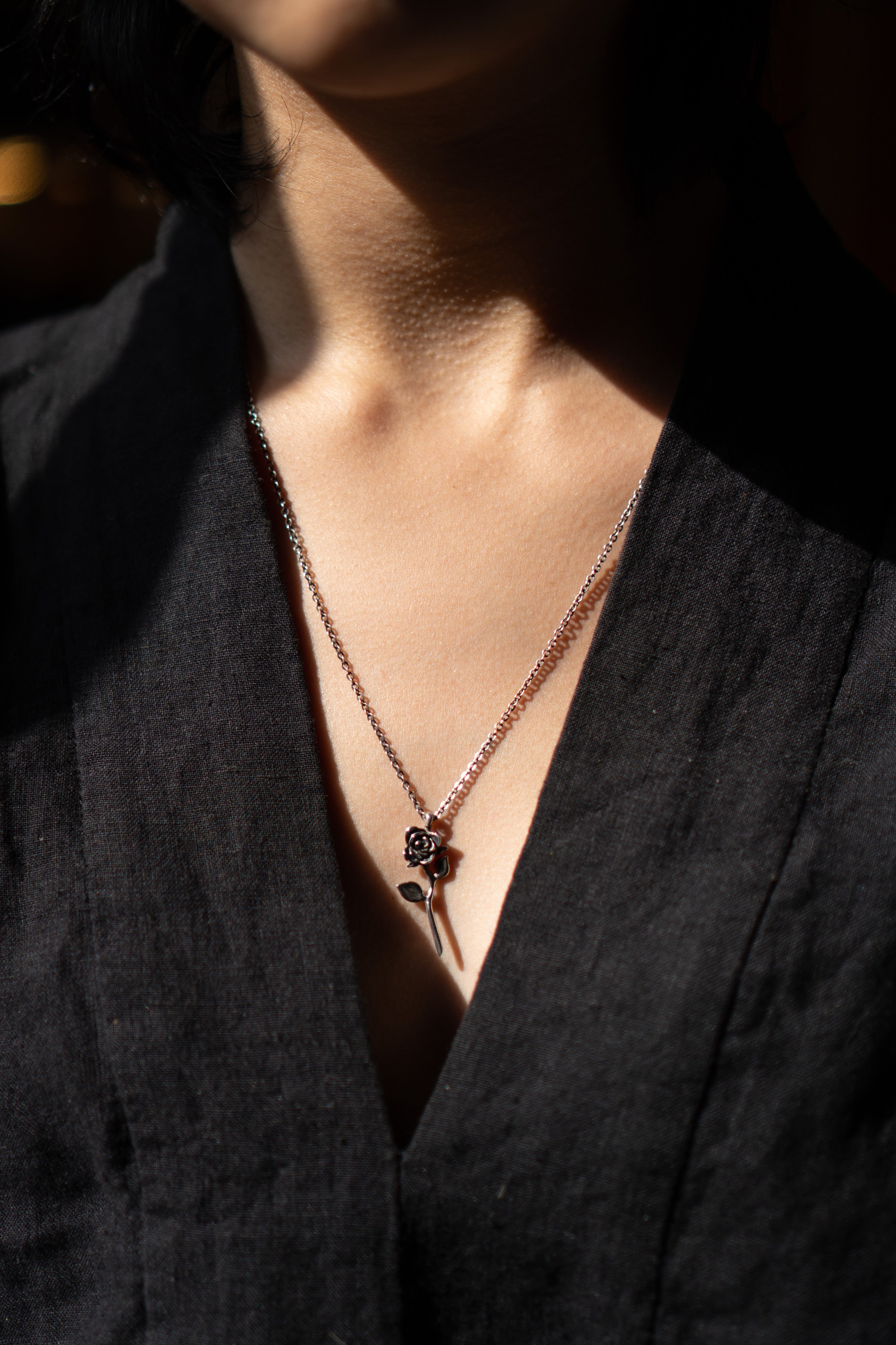 Devotion rose necklace, sterling silver