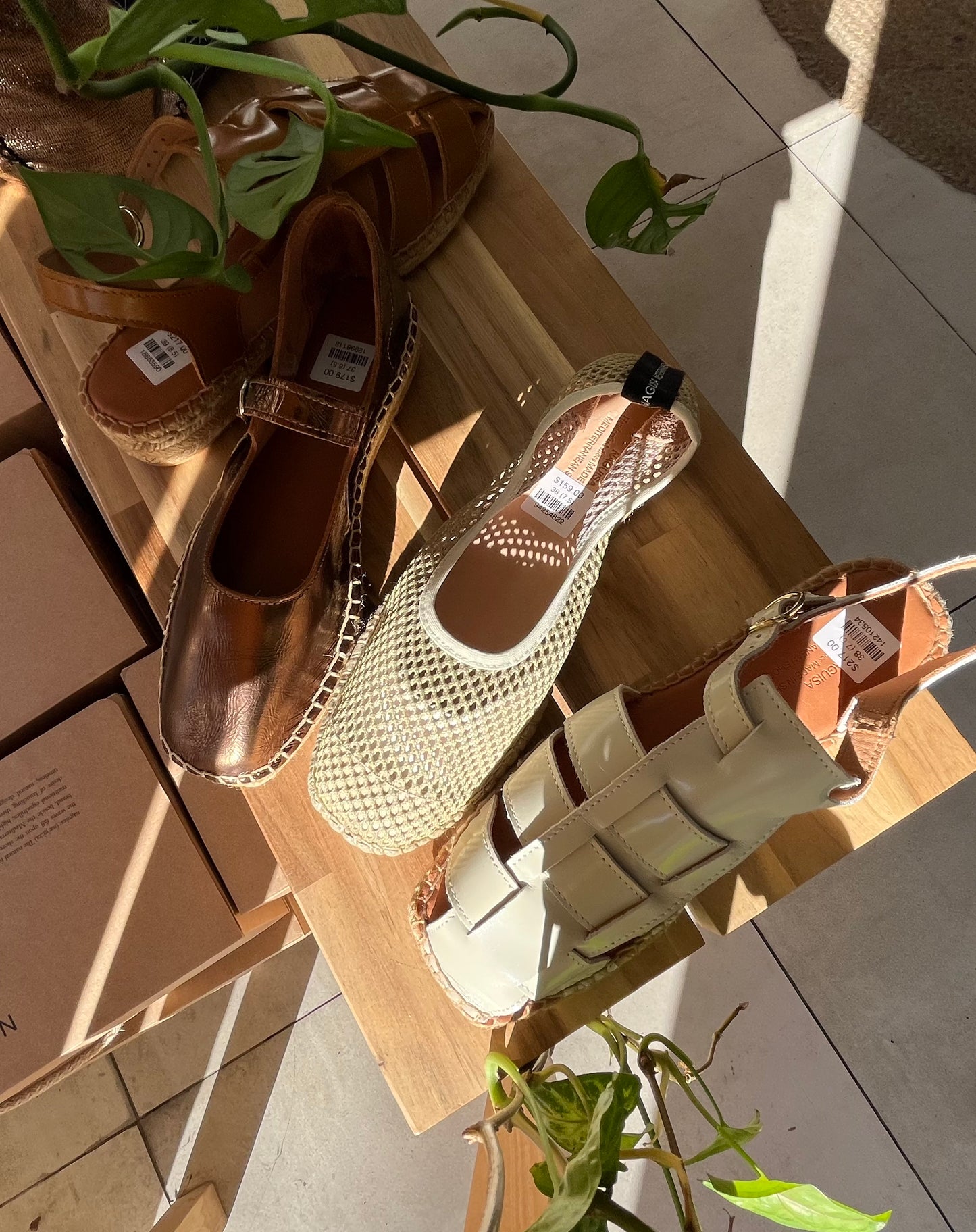 Peonia sandals, deserto