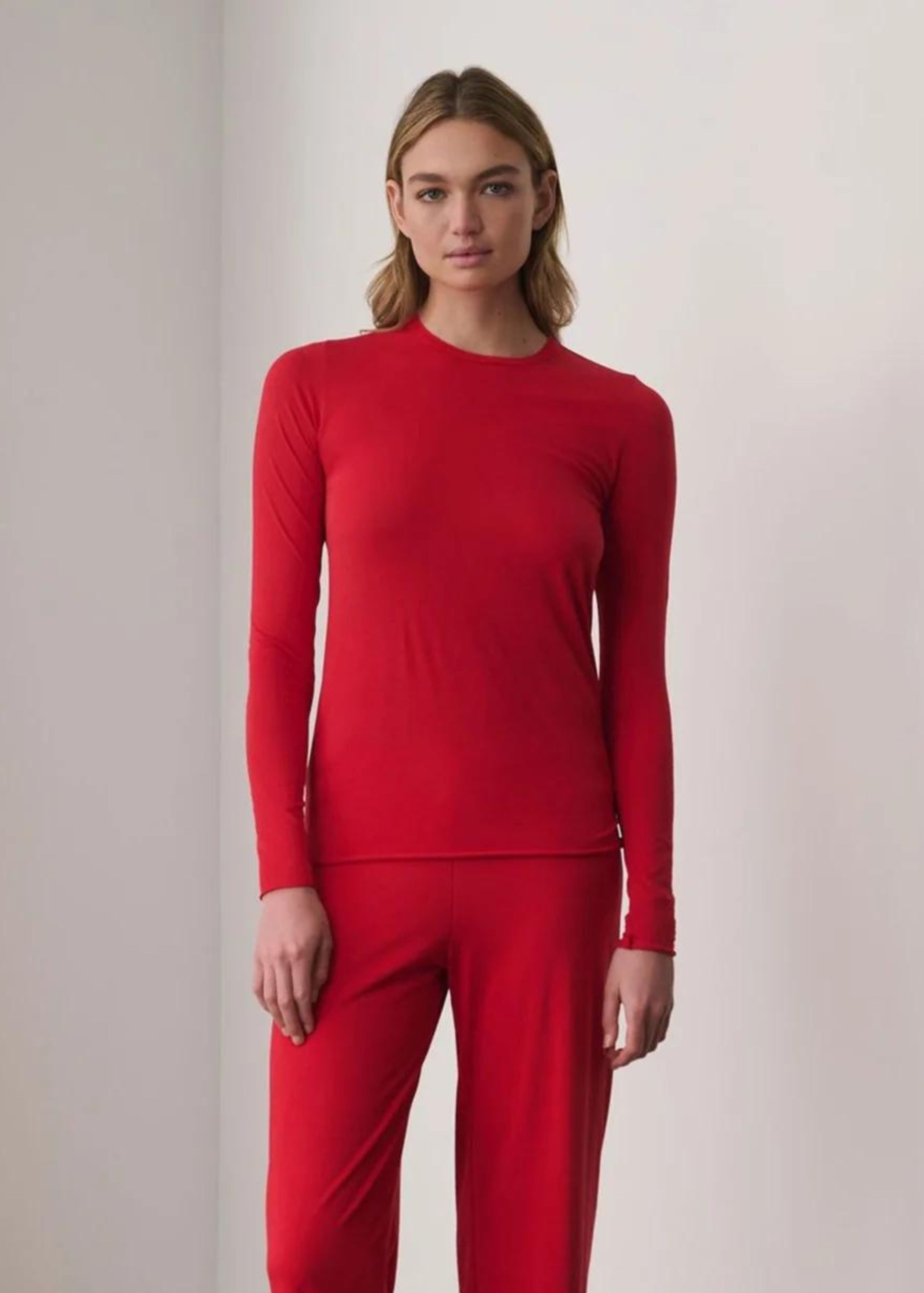 Lipstick red long sleeve tee