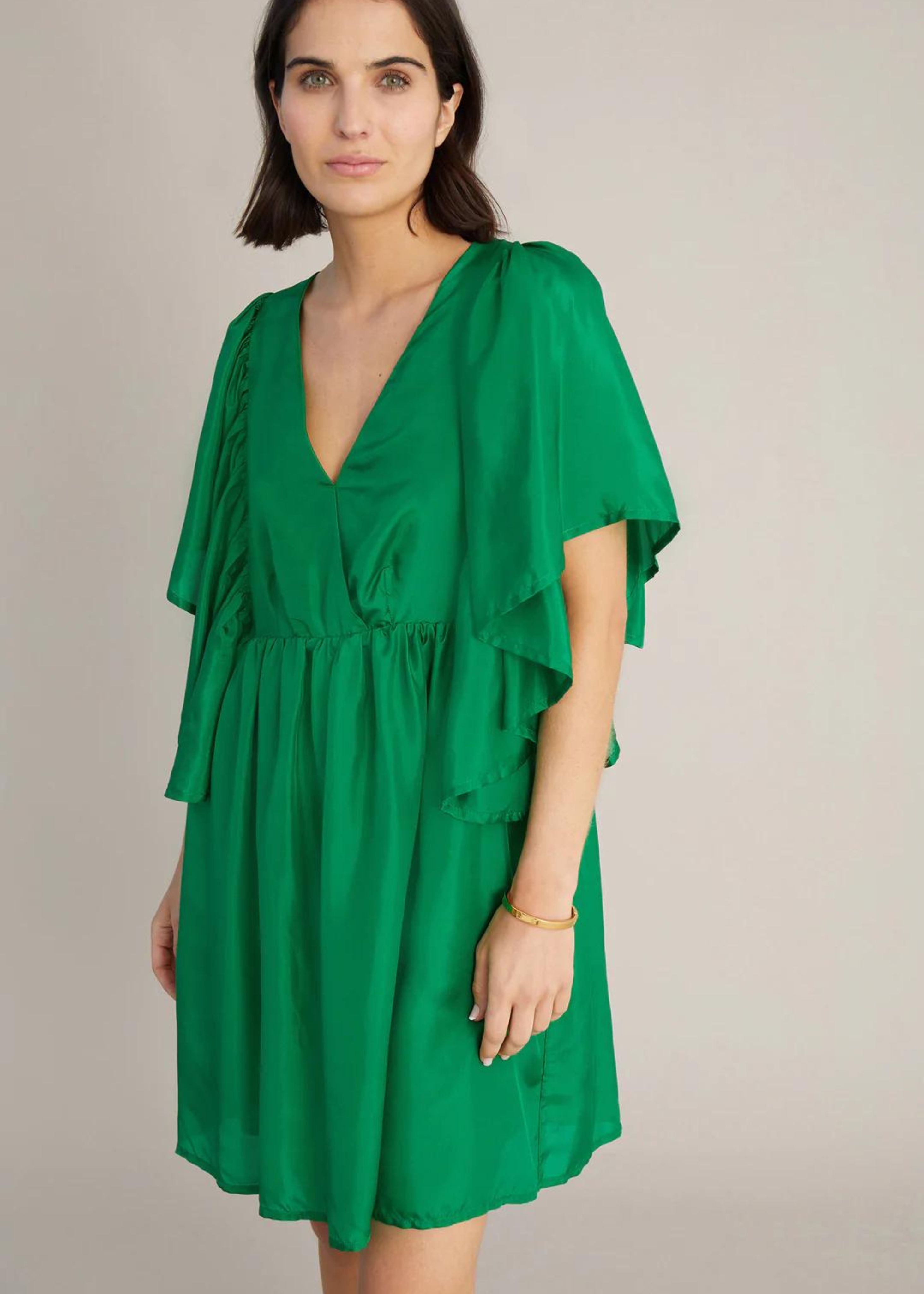 Distant dress