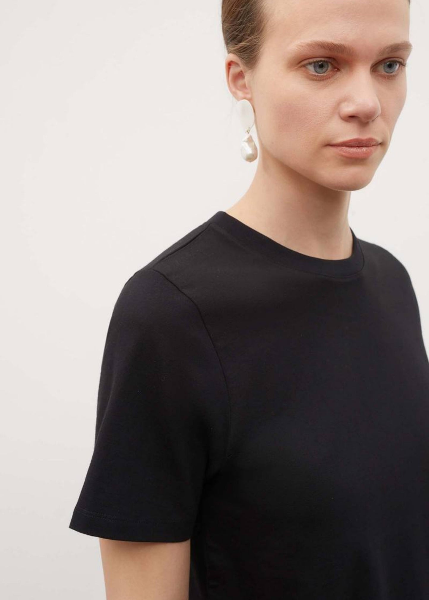 Classic tee, black