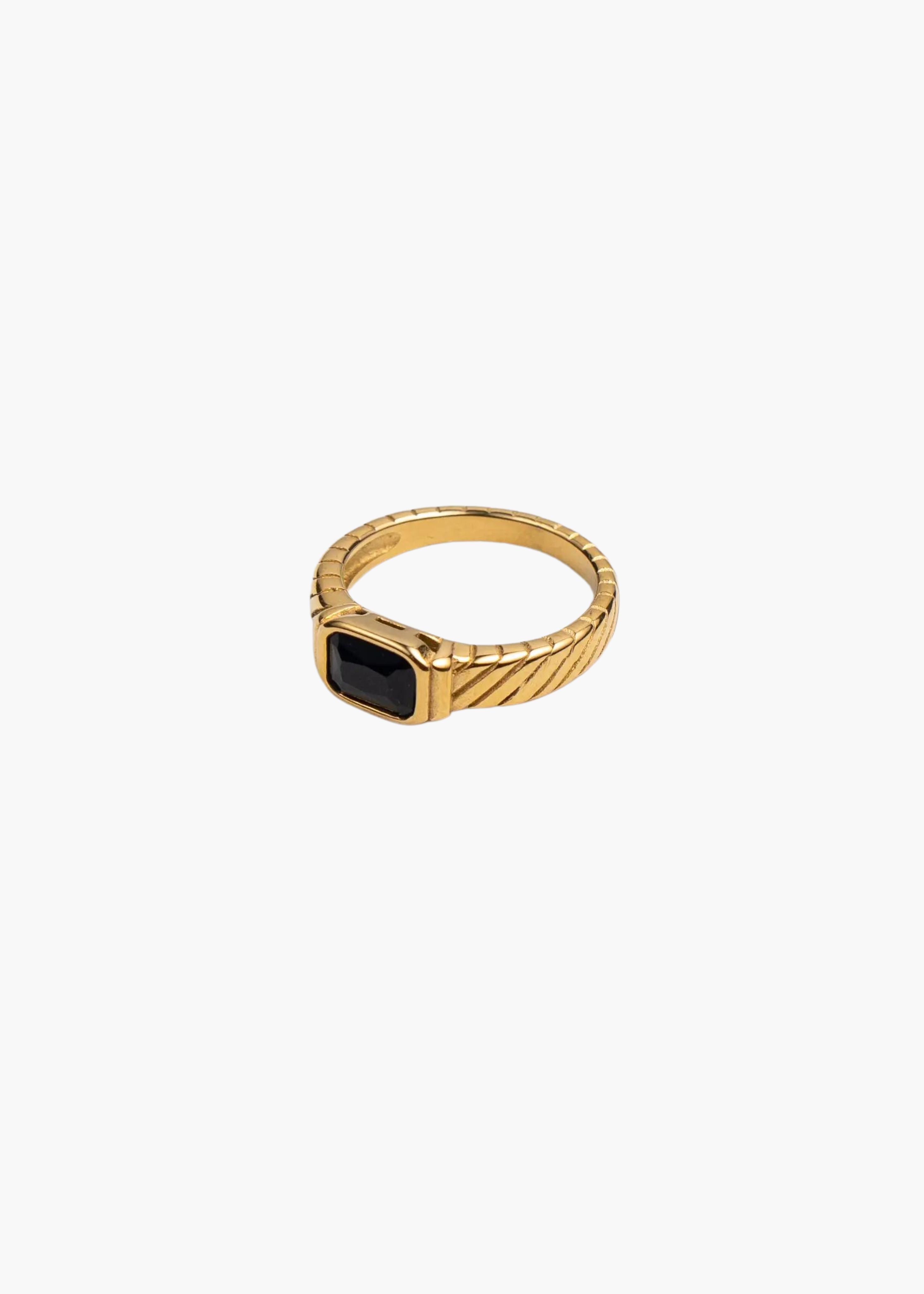 Black twisted stone ring