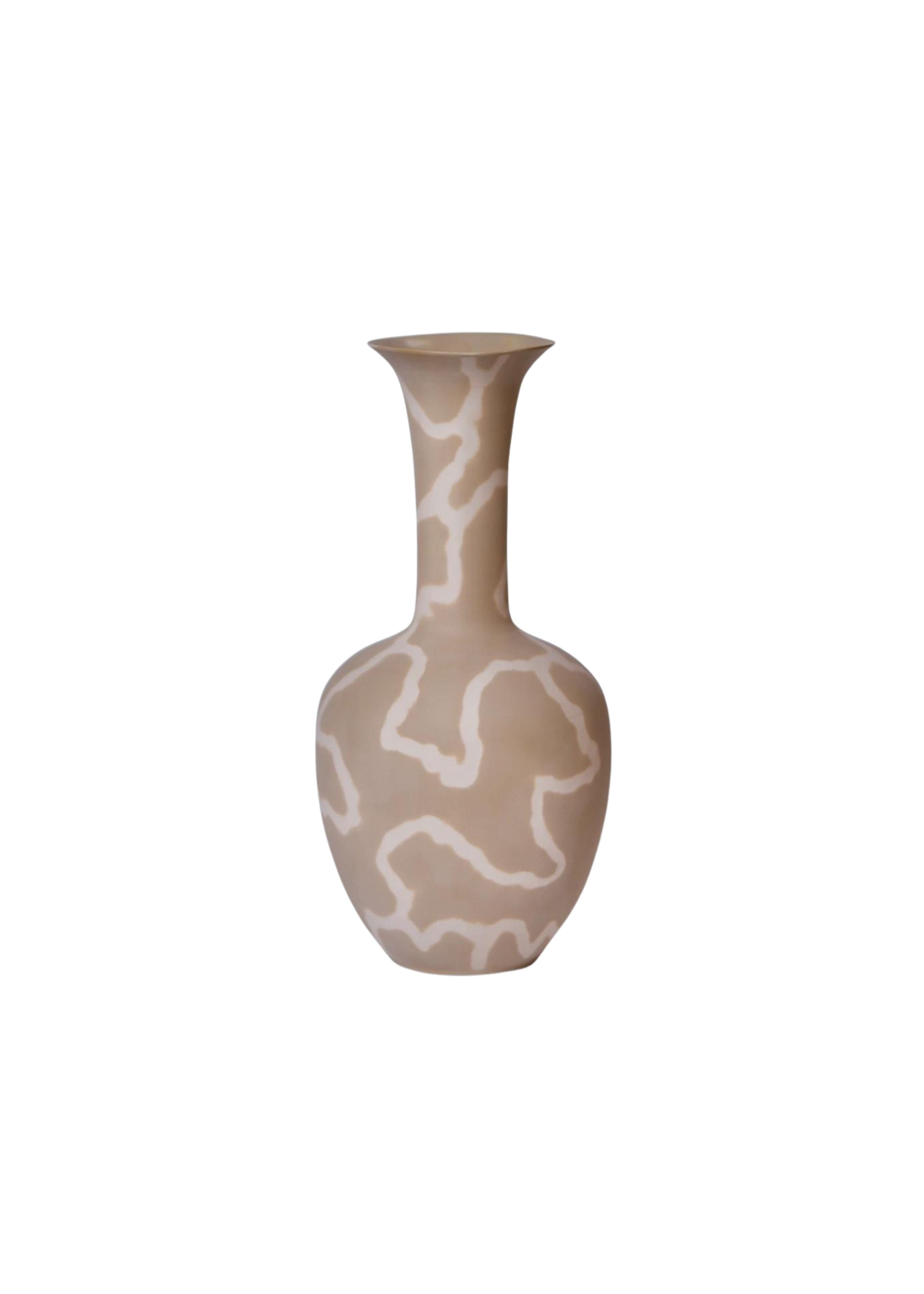 Morning glory vase, latte
