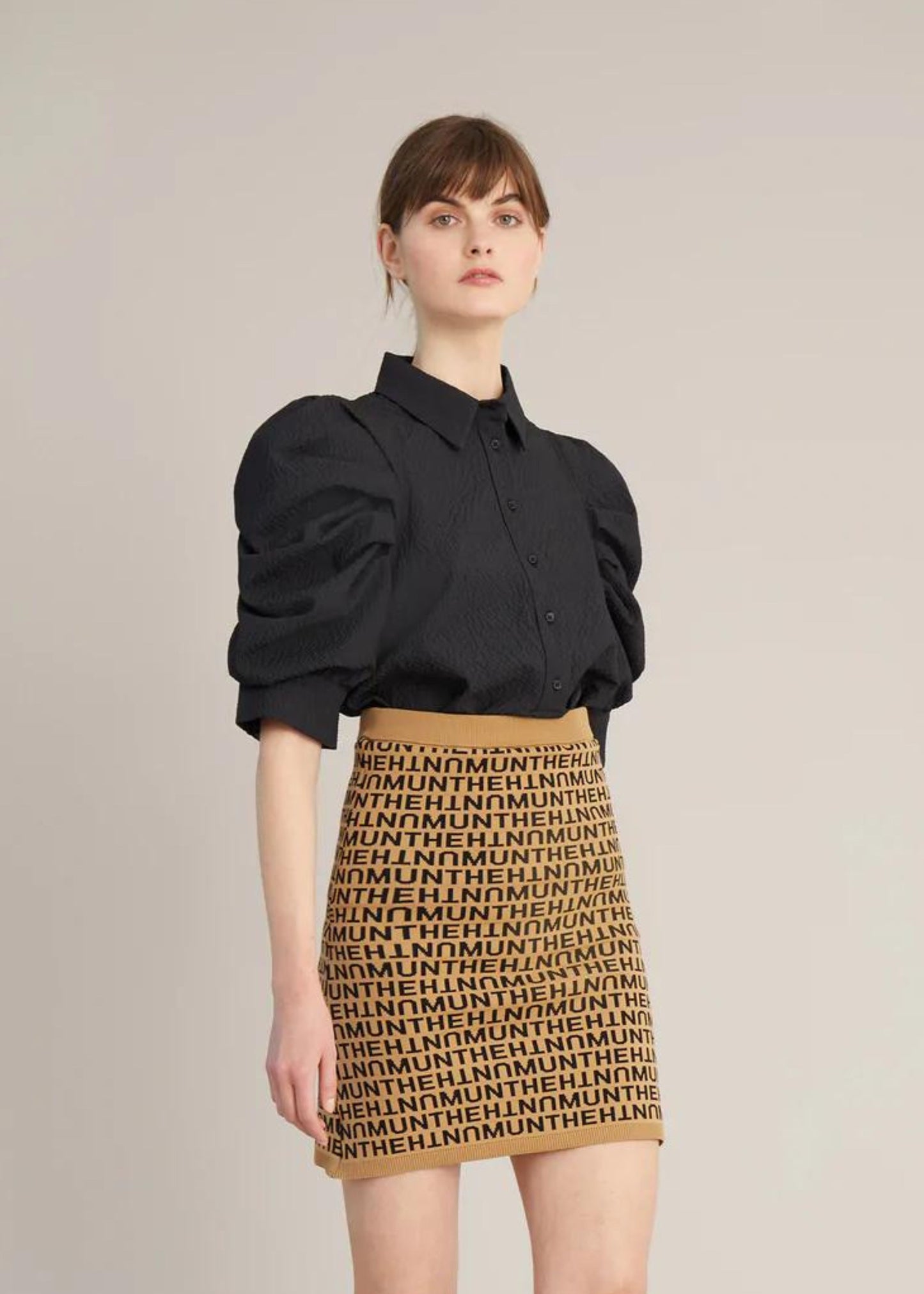Demulcent top