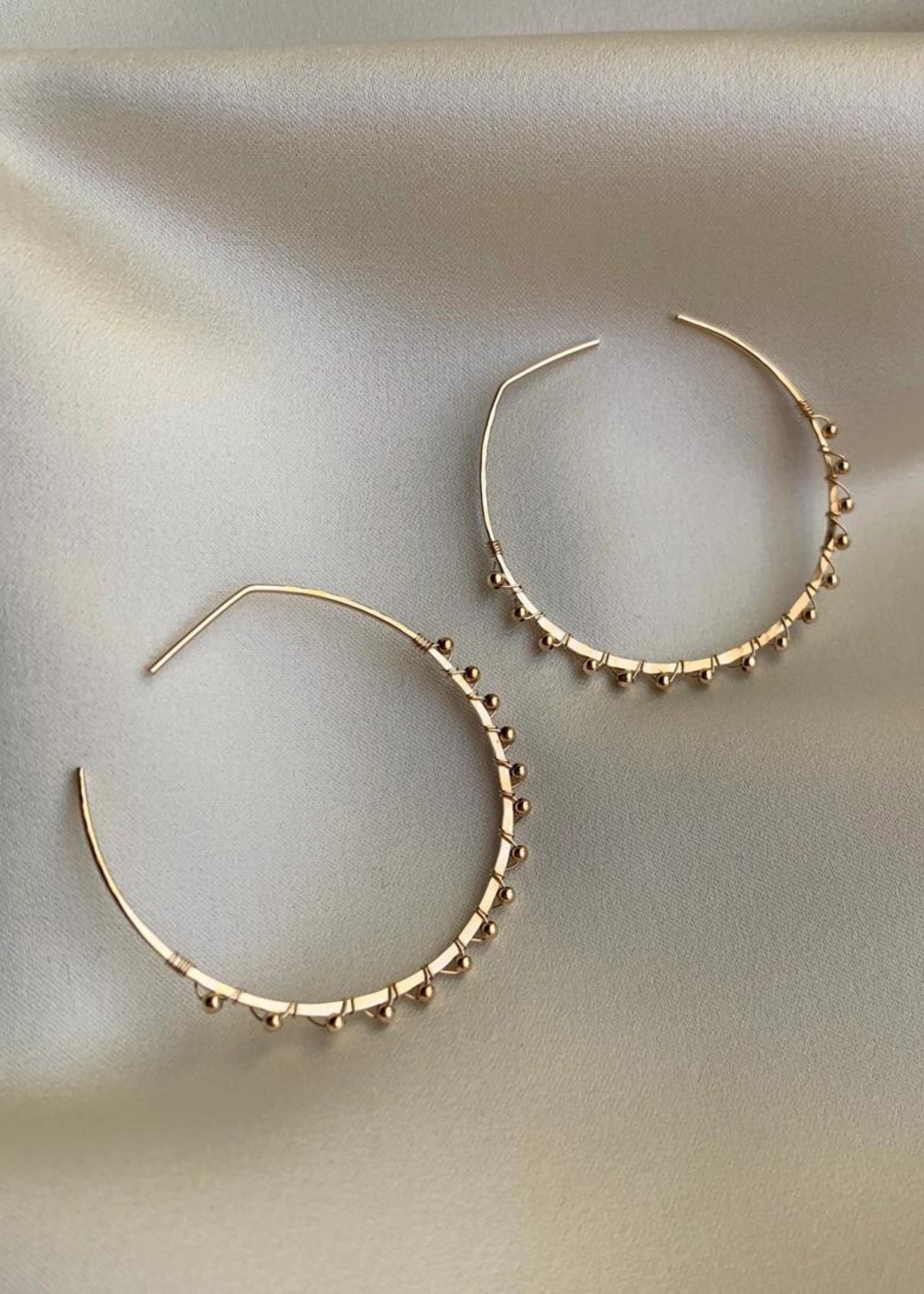 Caviar hoops