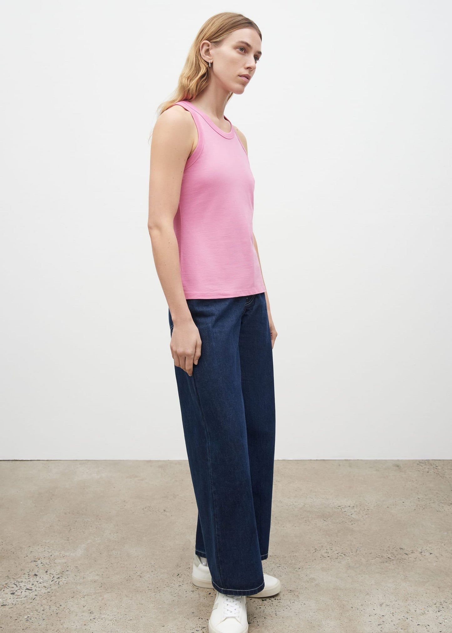Racer back singlet, peony