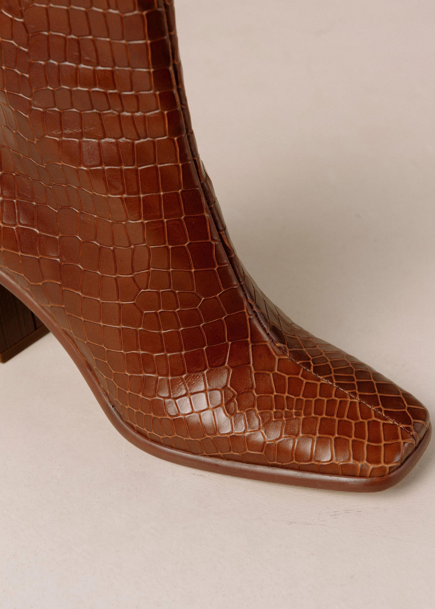 West cape booties, croco brown