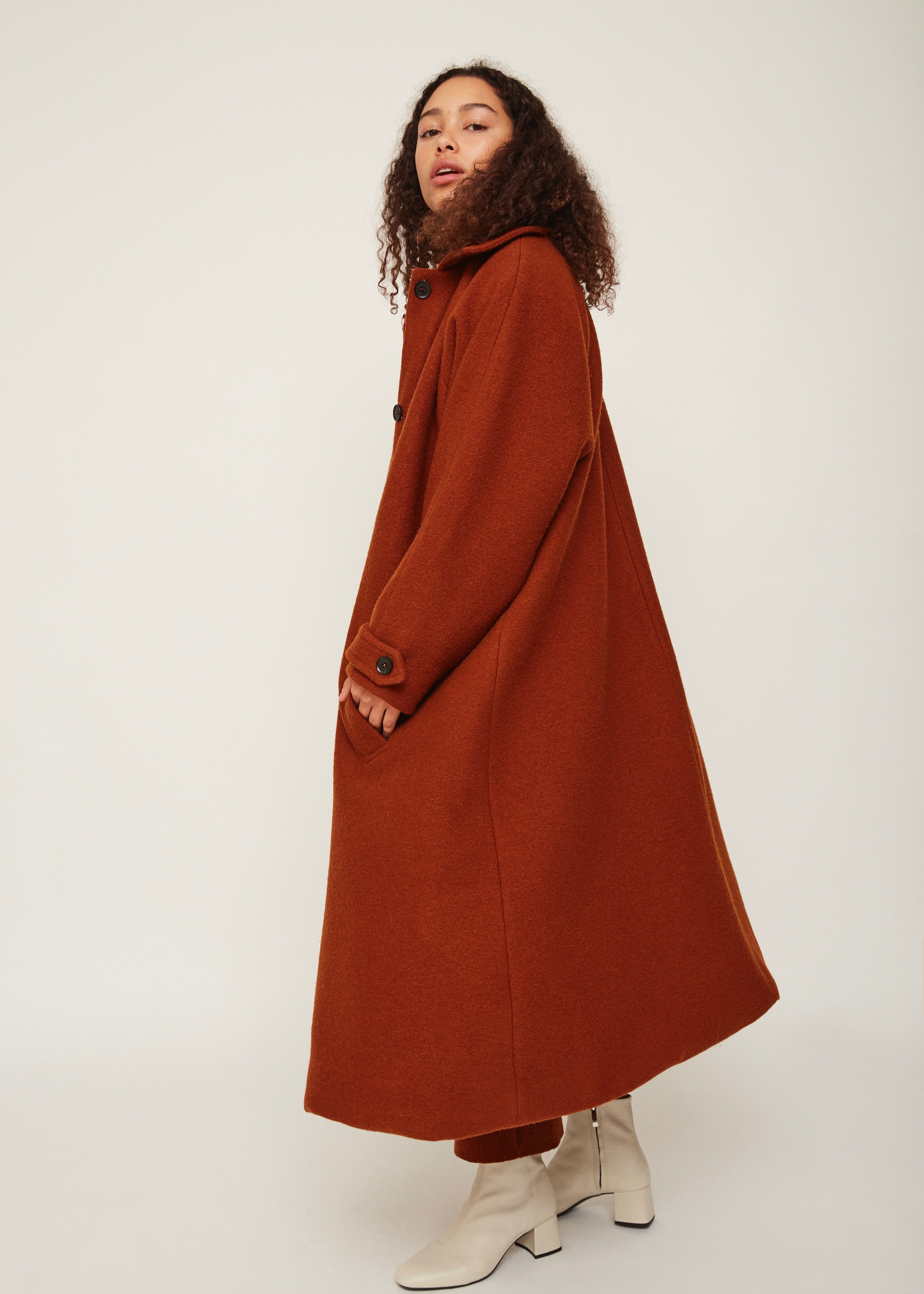 Burnt orange oversized wool coat | 100% virgin wool | Rue Saint Paul